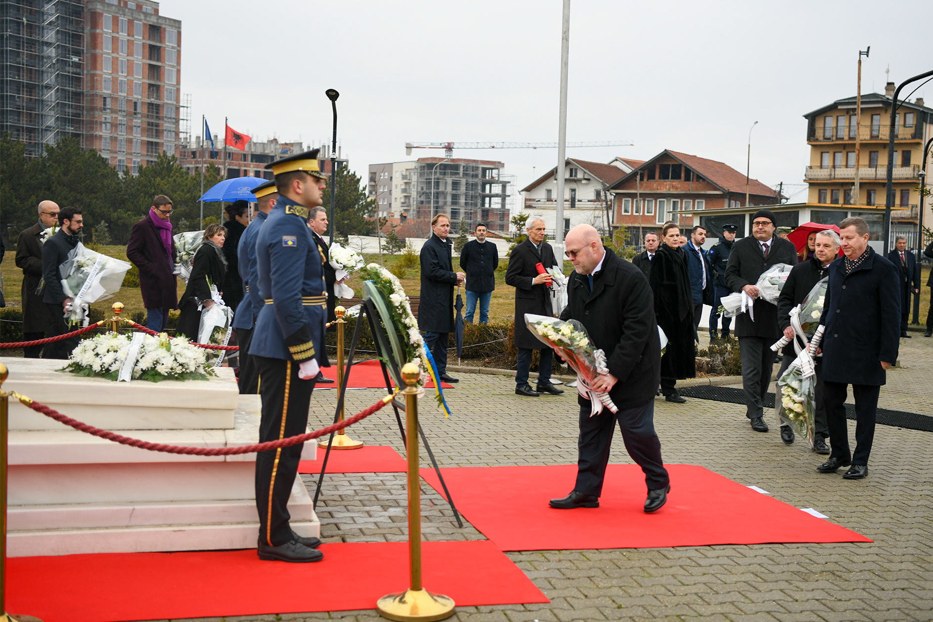Presidentja: Presidenti Rugova është vizionari i lirisë, demokracisë dhe pavarësisë së Kosovës, i cili mbetet udhërrëfyes i yni