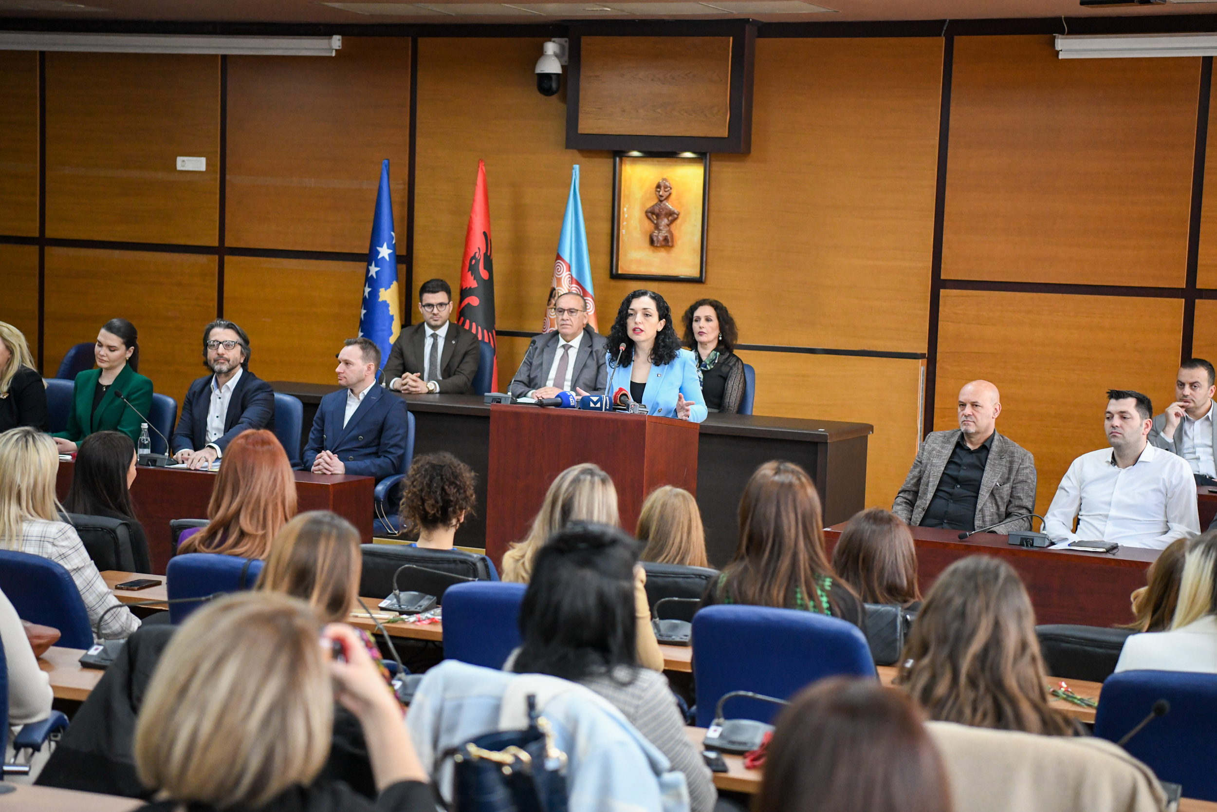 Fjalimi i Presidentes Osmani në Seancën Solemne në Kuvendin Komunal të Prishtinës me rastin e Ditës së Gruas