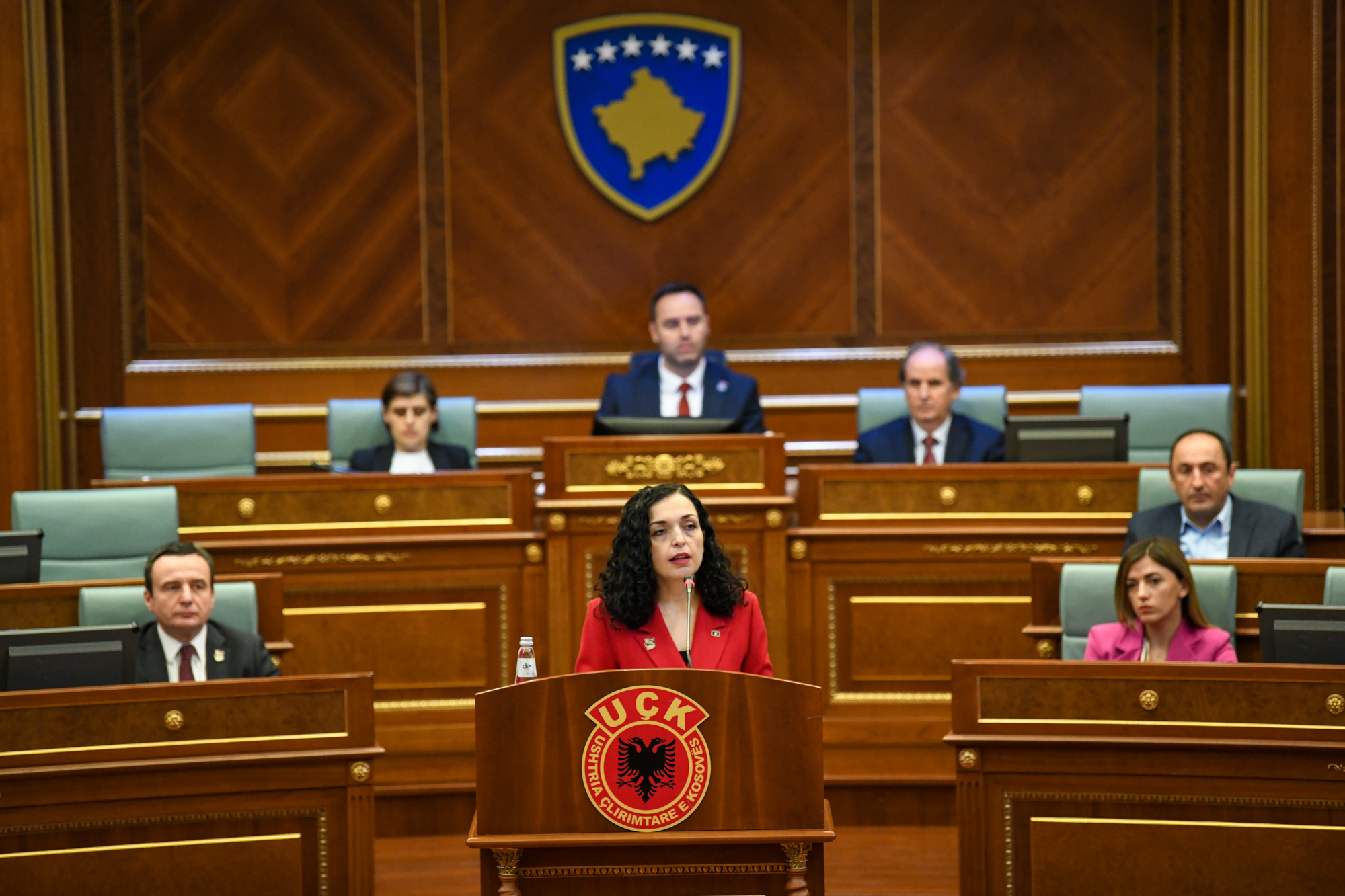 Fjalimi i Presidentes Osmani në Seancën Solemne të Kuvendit të Kosovës me rastin e Epopesë së UÇK-së
