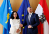 Predsednica Osmani sastala se sa kancelarom Austrije Karlom Nehammerom: Austrija istrajno podržava liberalizaciju viza i evropske integracije Kosova 