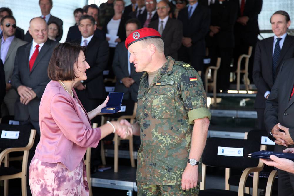 09_09_11_77211_09_09_2011_KFOR_6