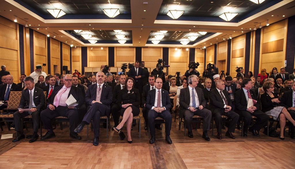 09_12_2015_1330097_08_12_2015_1