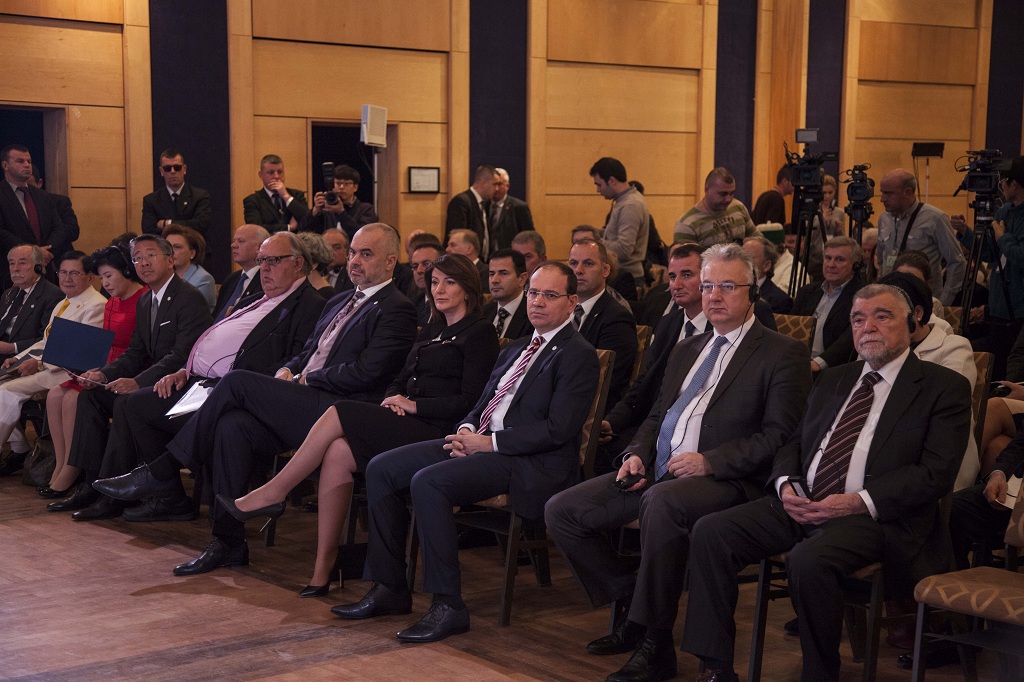 09_12_2015_6026121_08_12_2015_2