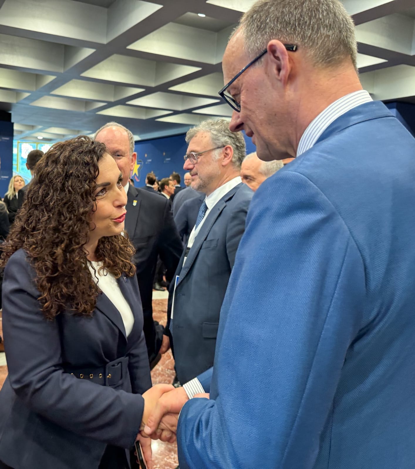 17.5.25-Presidentja Osmani takoi Kancelarin Merz-1