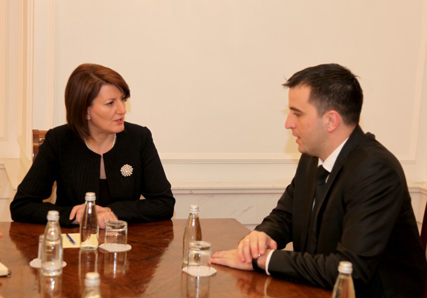 17_12_2014_5734147_Presidentja_Jahjaga_shpall_18_janarin_date_per_zgjedhjet_e_parakohshme_per_kryetar_te_Gracanices04__Copy_