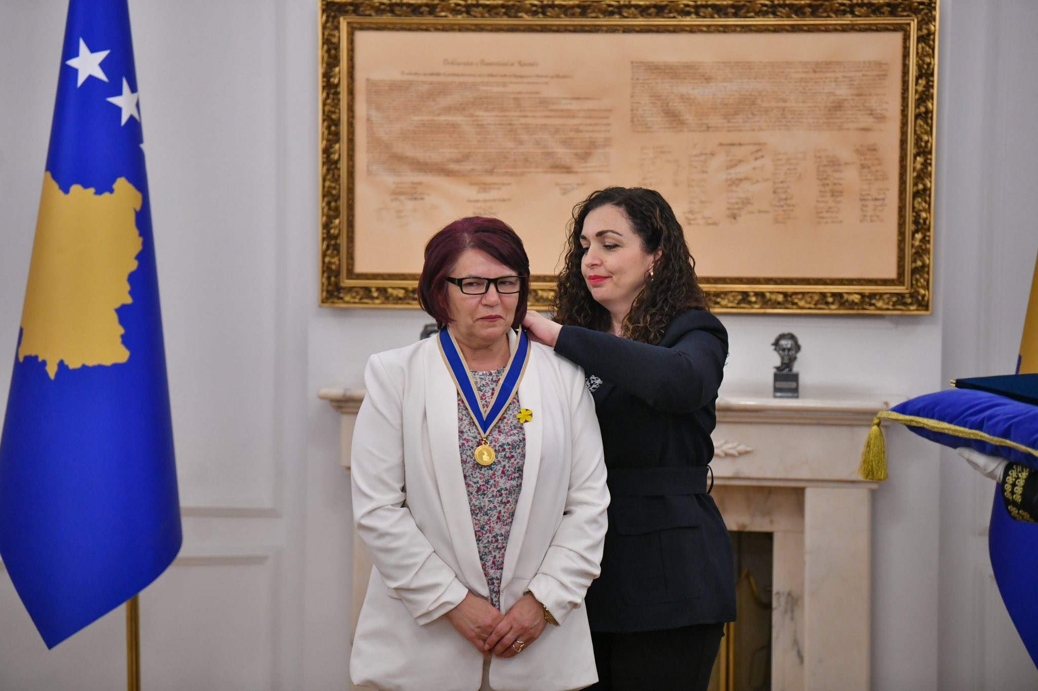 18.4.25 ceremonia e dekorimit-15