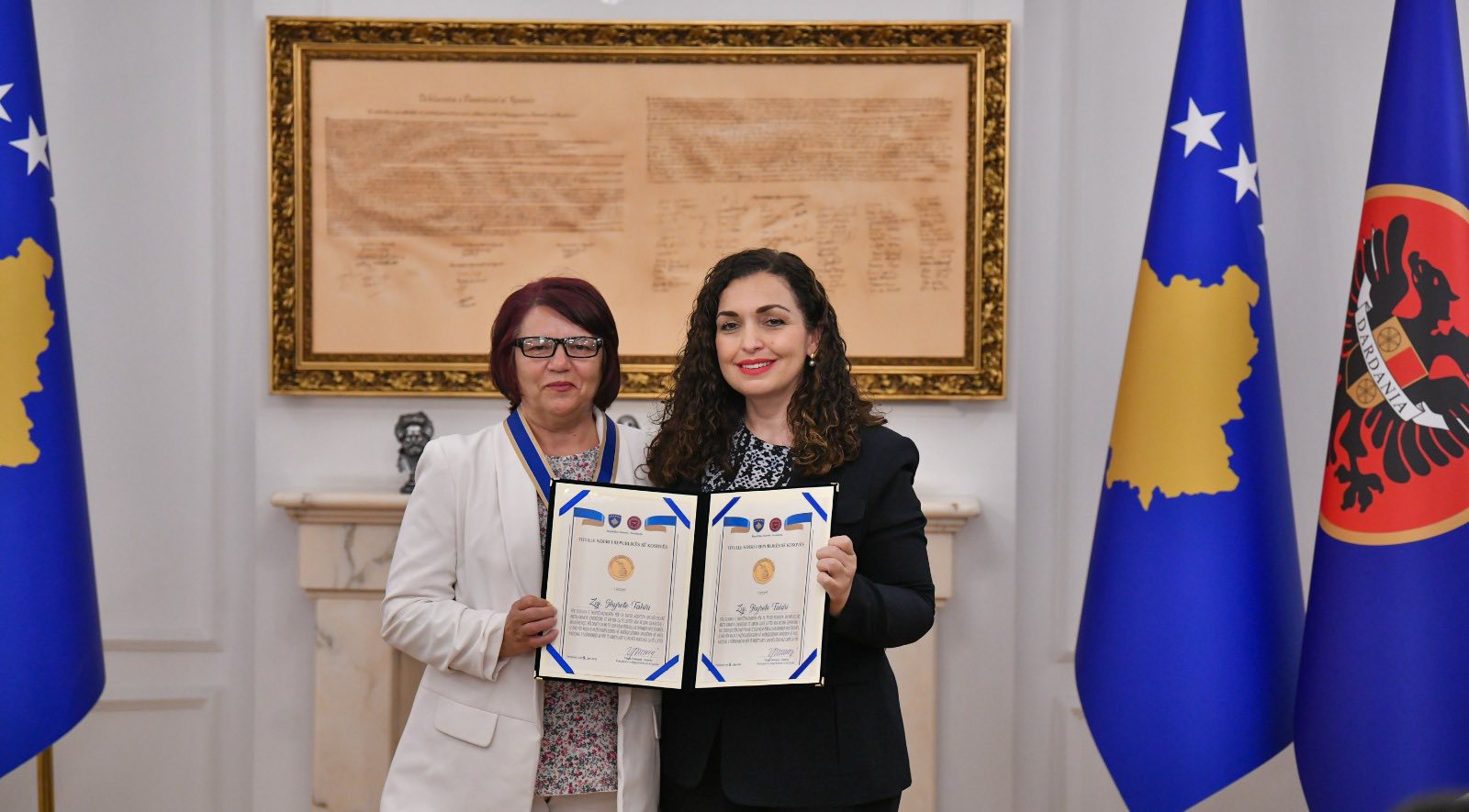 18.4.25 ceremonia e dekorimit-17