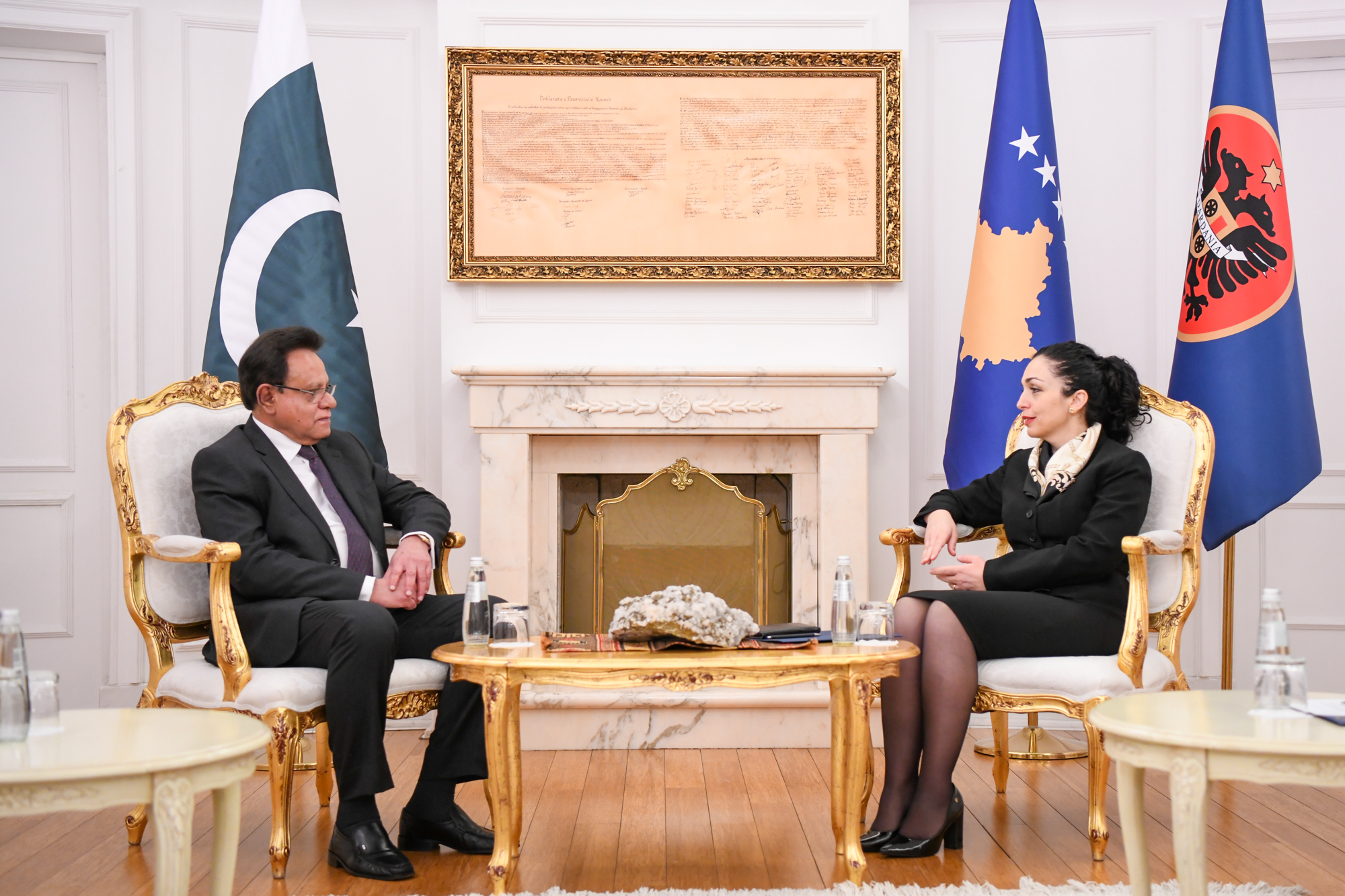 Presidentja_Osmani_pranoi_letrat_kredenciale_nga_amb_2