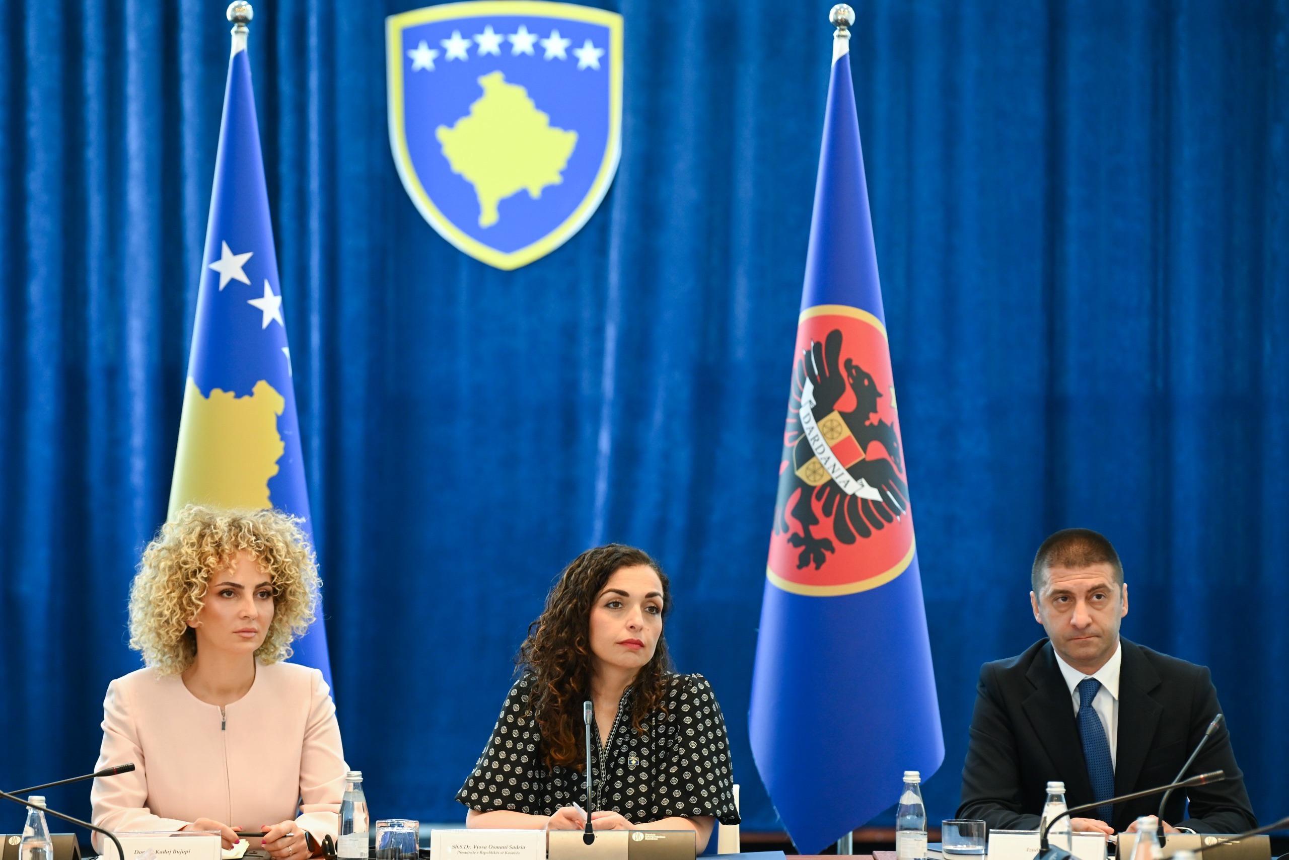 28.08.25- Këshilli Konsultativ për Komunitete, mbajti takimin e radhës nën kryesimin e Presidentes Osmani-1