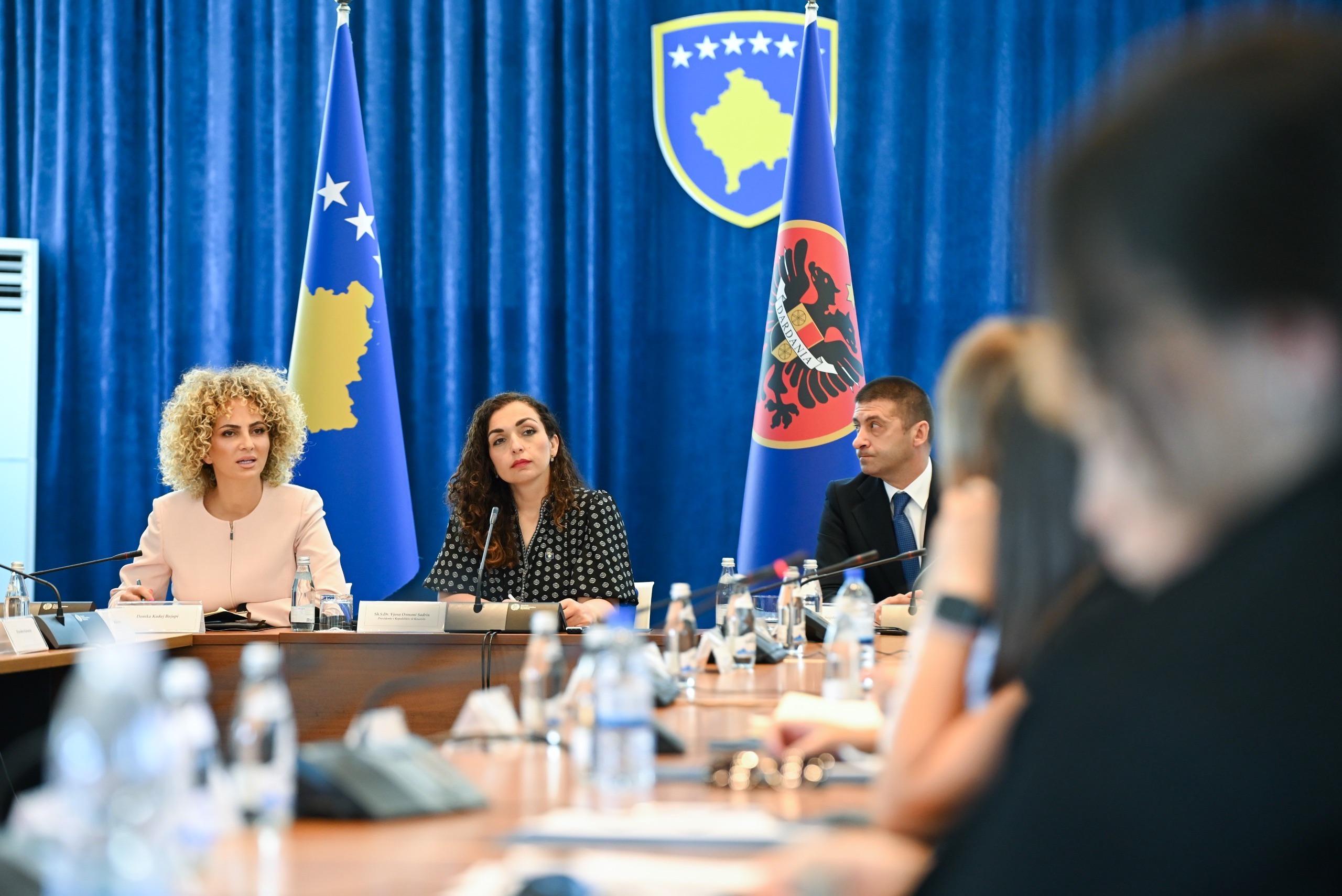 28.08.25- Këshilli Konsultativ për Komunitete, mbajti takimin e radhës nën kryesimin e Presidentes Osmani-2