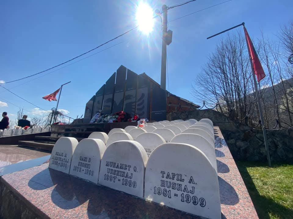 7c90eec7-16d1-479b-98b5-9423120408c8