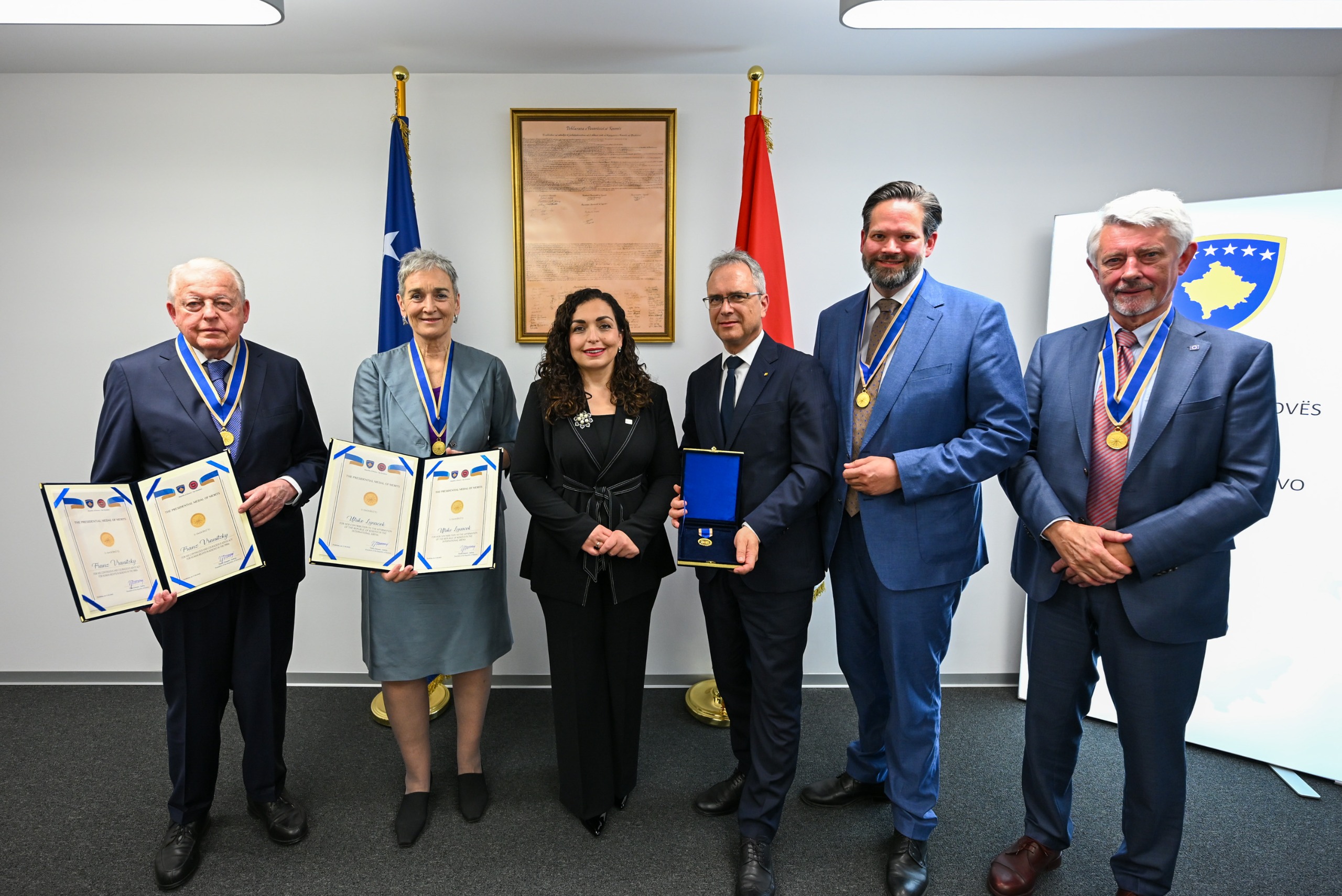 9dc48a0d-b72d-4814-8b06-b882be8278d5