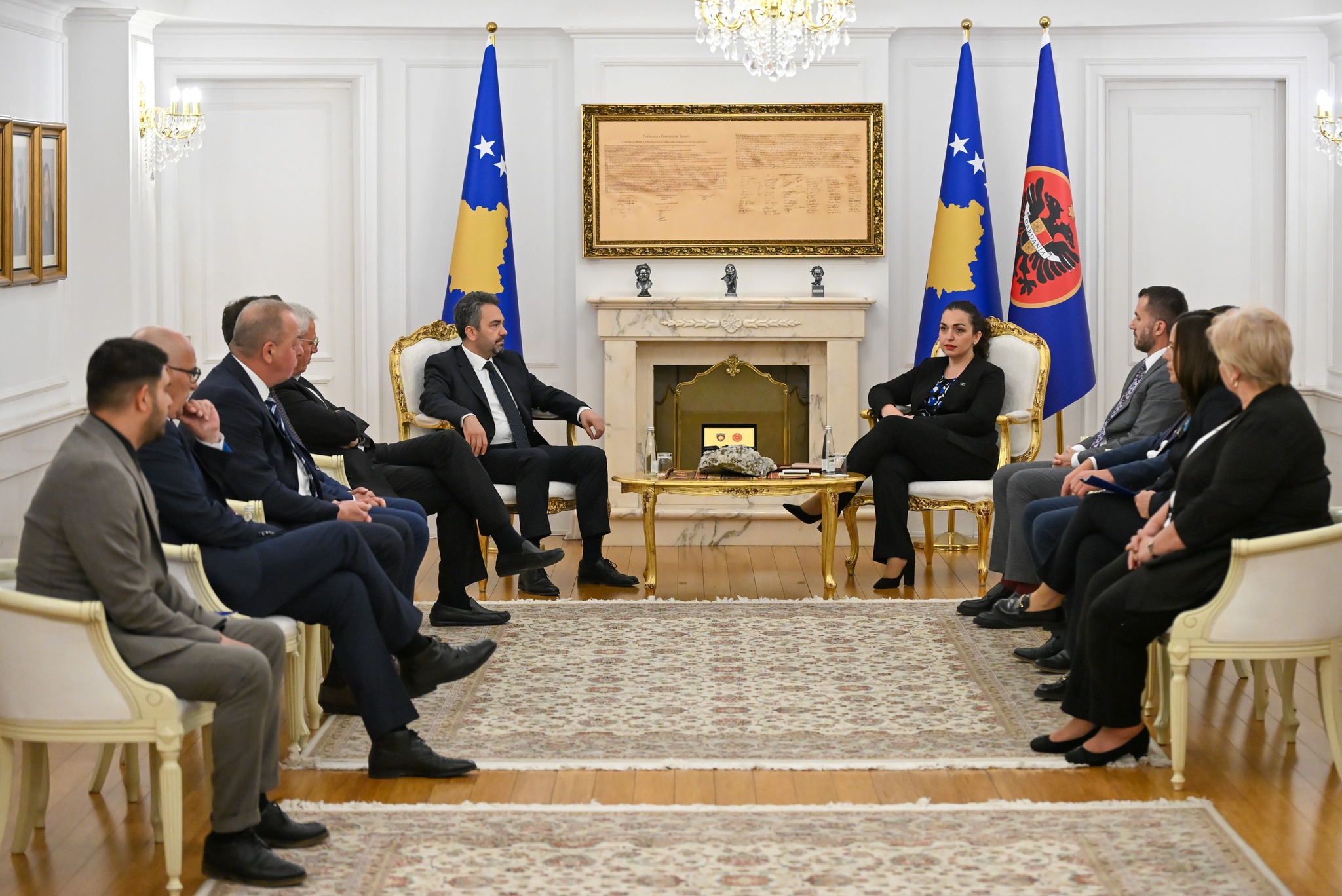 Anëtarët e rinj të Komisionit Qendror të Zgjedhjeve betohen para Presidentes Osmani-2