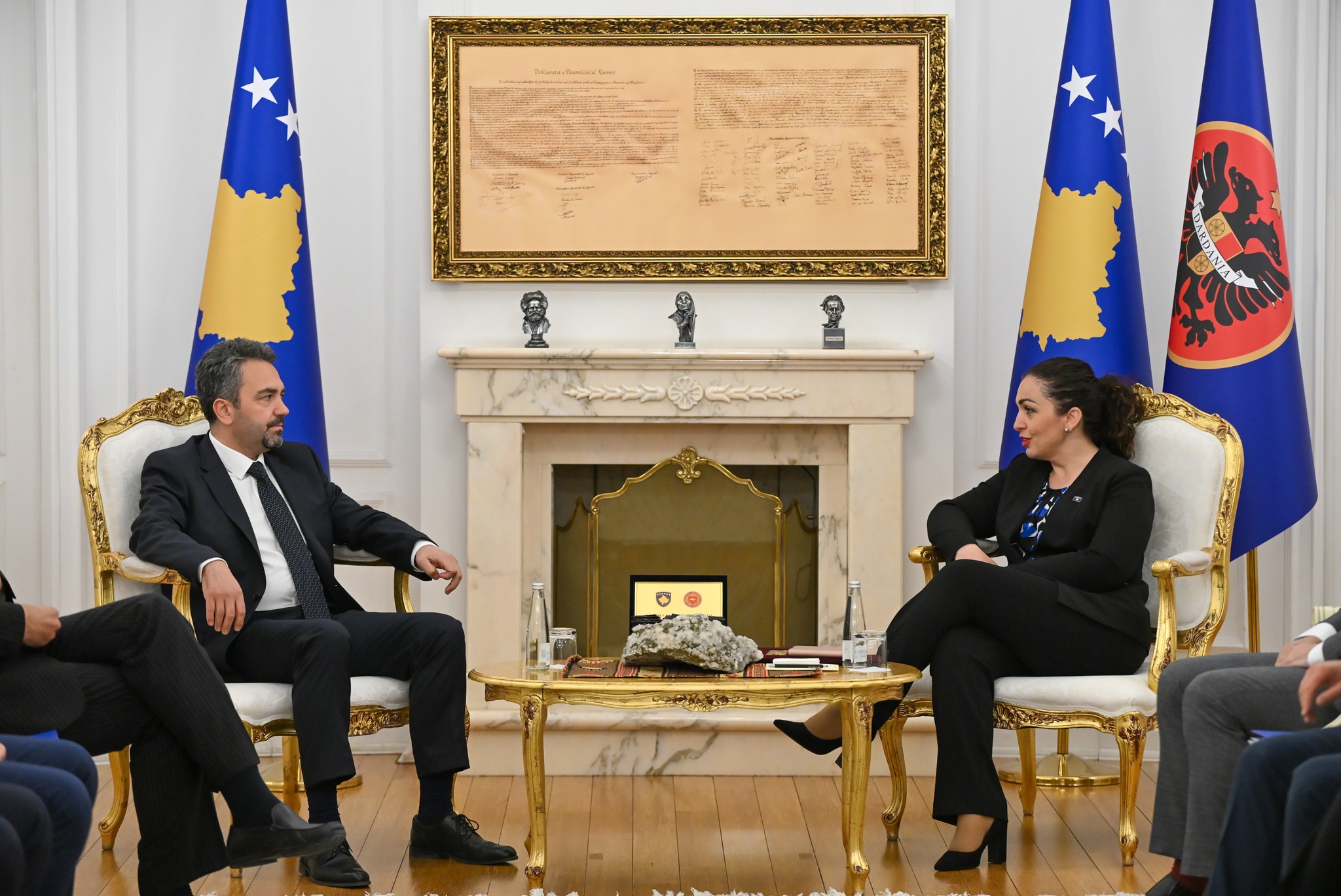 Anëtarët e rinj të Komisionit Qendror të Zgjedhjeve betohen para Presidentes Osmani-4