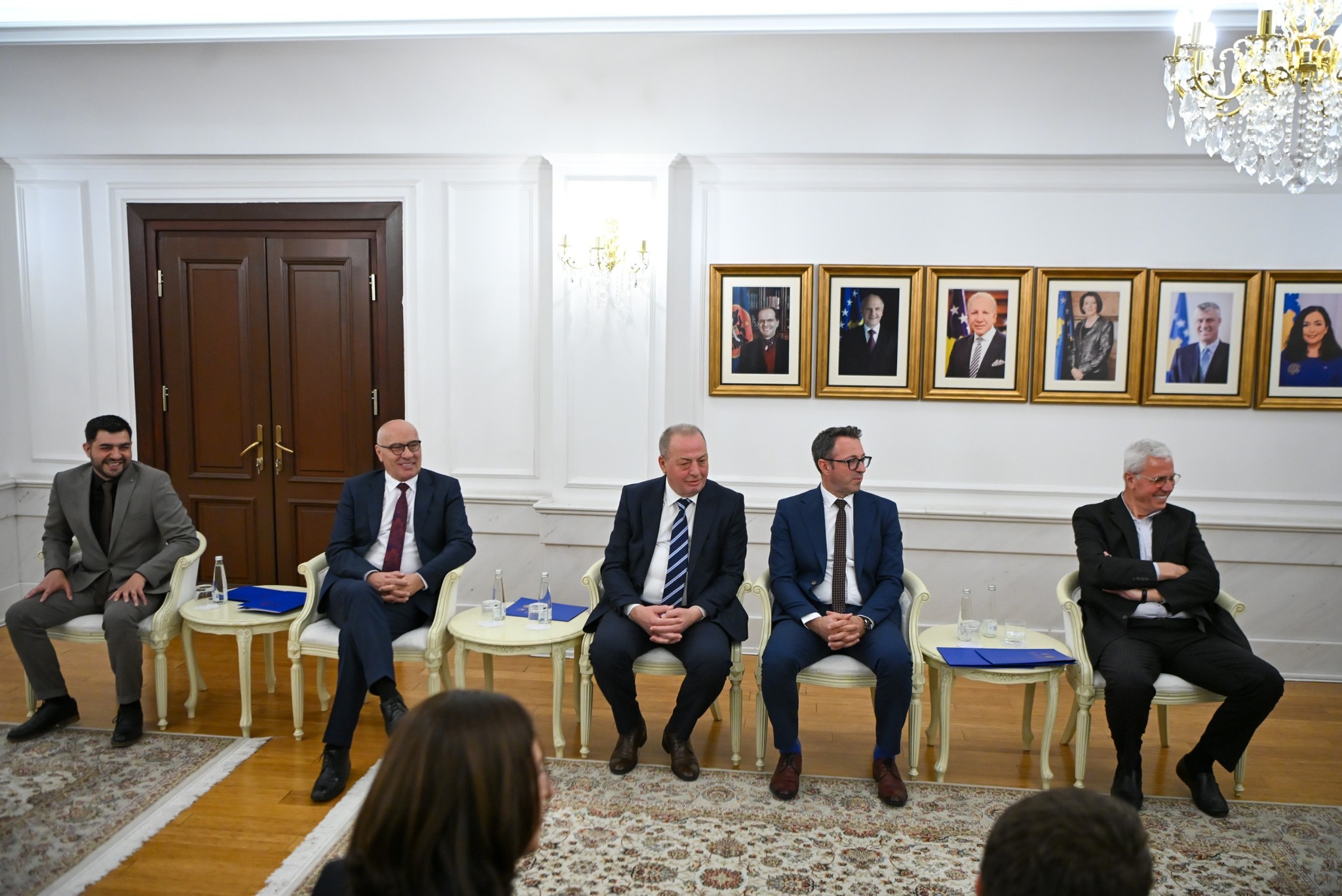 Anëtarët e rinj të Komisionit Qendror të Zgjedhjeve betohen para Presidentes Osmani-6