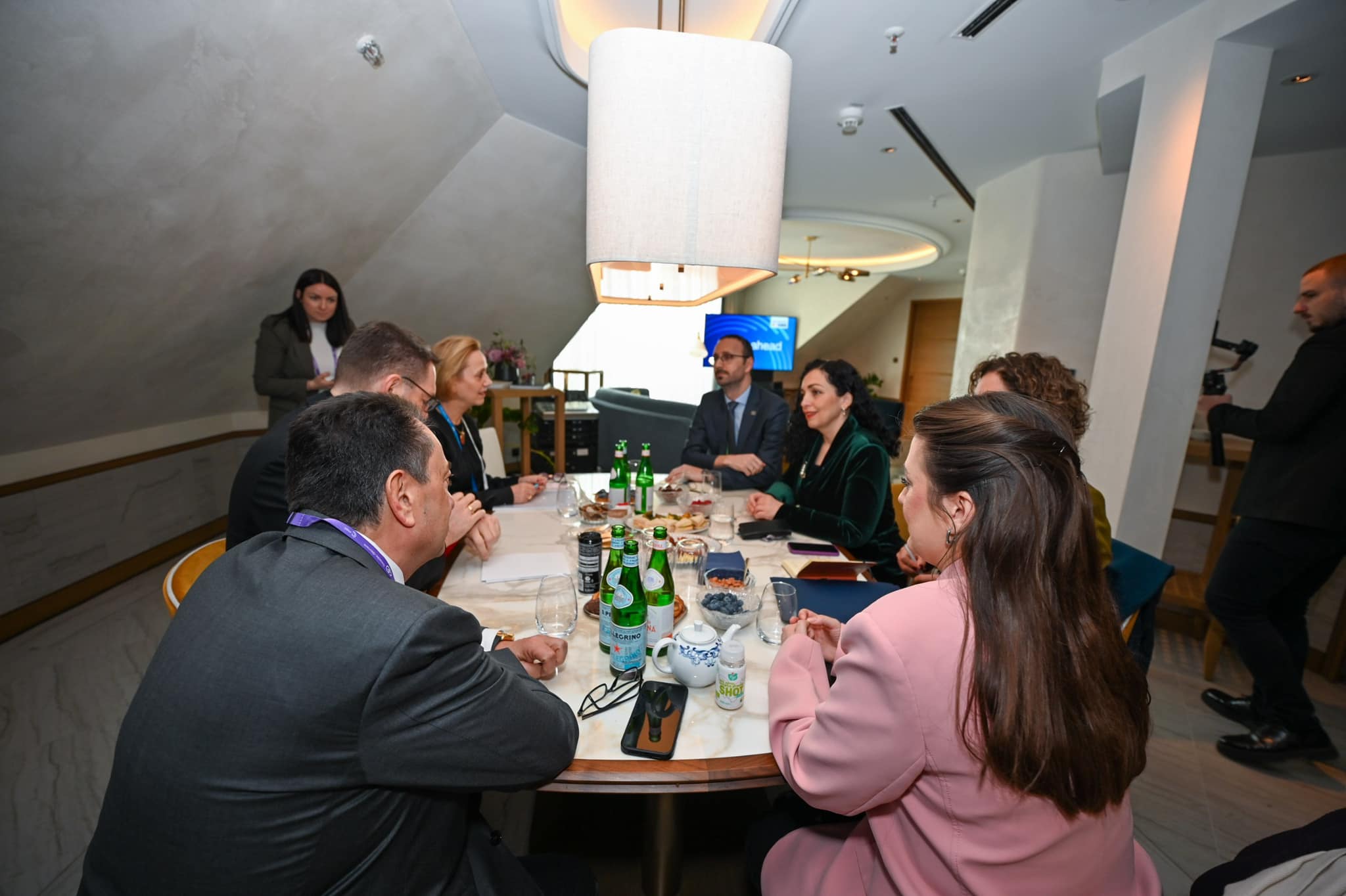 Përmbledhje e vizitës së Presidentes Osmani në Konferencën e Sigurisë në Mynih-34