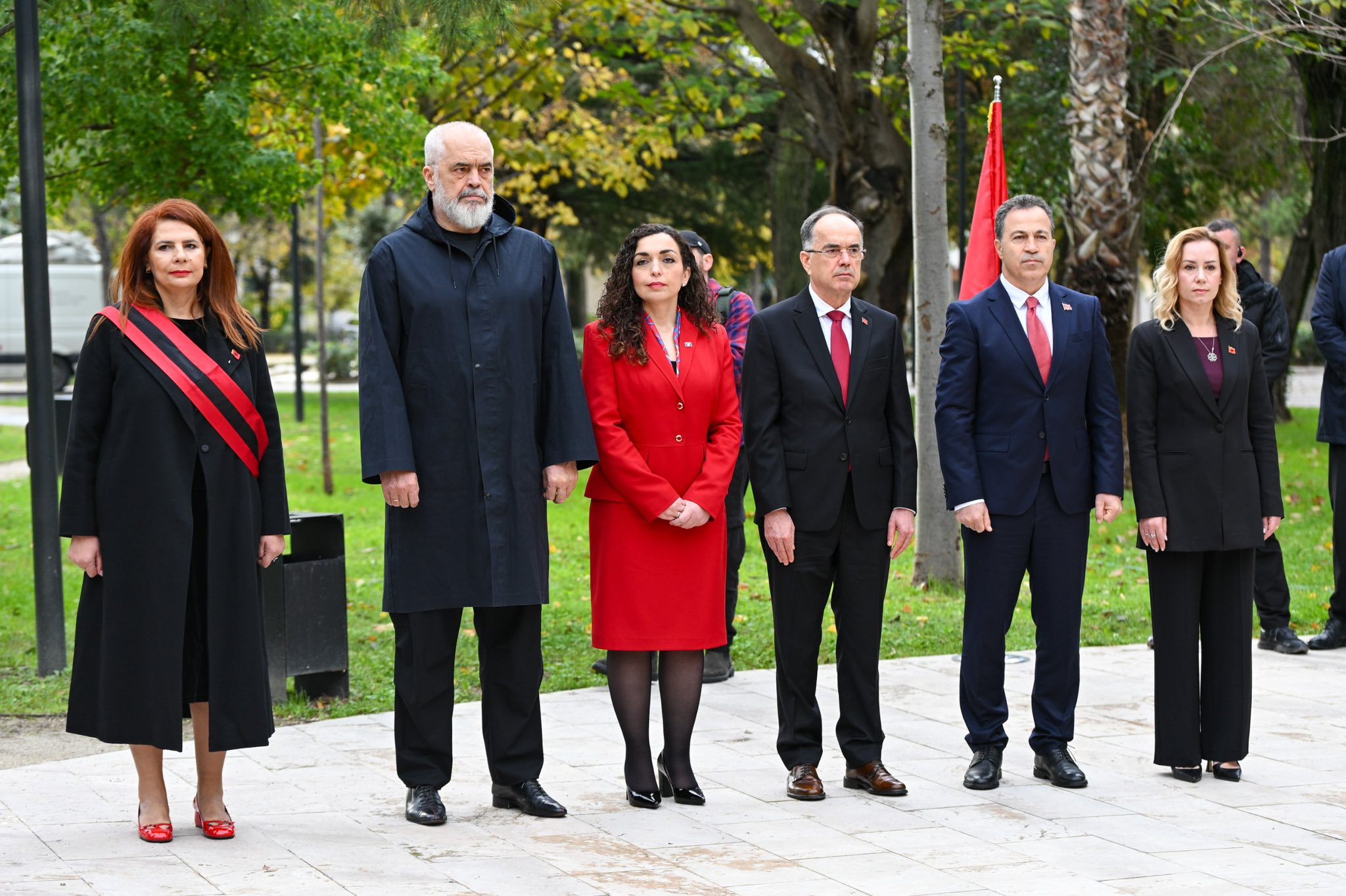 Presidentja 113 vjet më parë, në Vlorë u ngrit flamuri që bashkon zemrat e gjithë shqiptarëve kudo që janë-14