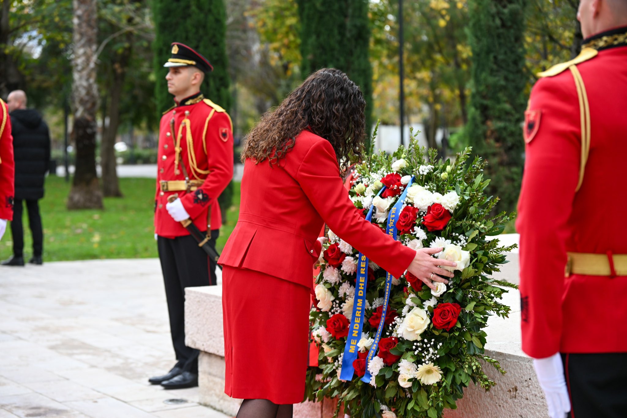 Presidentja 113 vjet më parë, në Vlorë u ngrit flamuri që bashkon zemrat e gjithë shqiptarëve kudo që janë-7