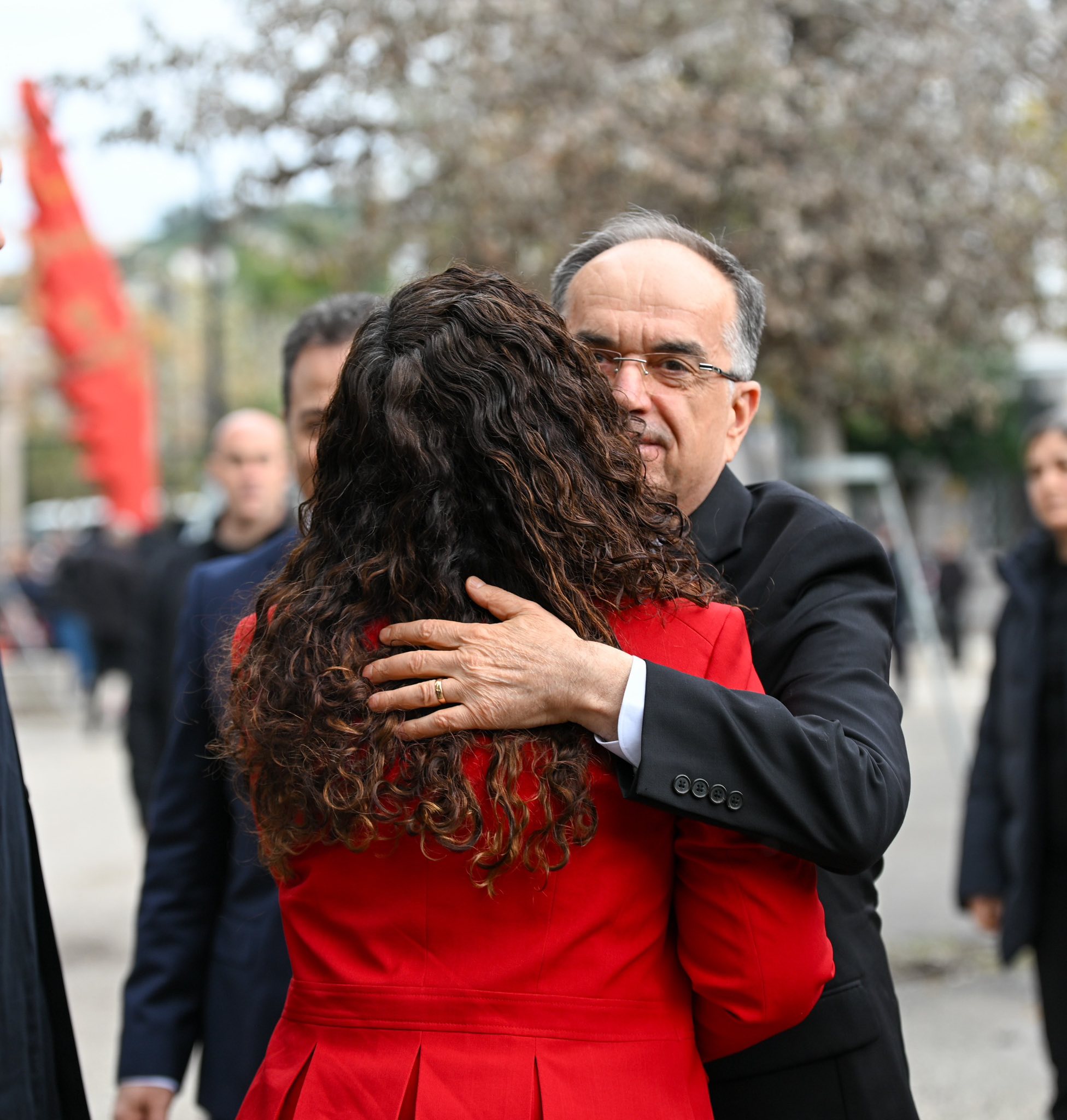 Presidentja 113 vjet më parë, në Vlorë u ngrit flamuri që bashkon zemrat e gjithë shqiptarëve kudo që janë-8