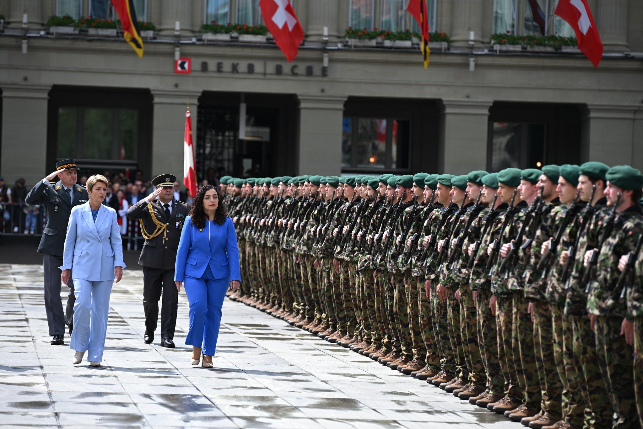 Presidentja Faleminderit mërgatë! Faleminderit Zvicër për këtë pritje madhështore!-0