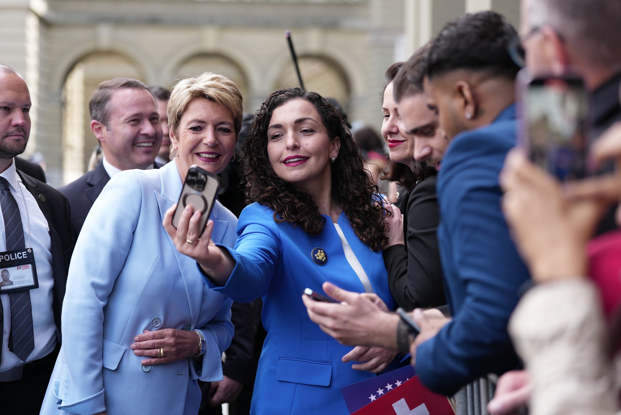 Presidentja Faleminderit mërgatë! Faleminderit Zvicër për këtë pritje madhështore!-9