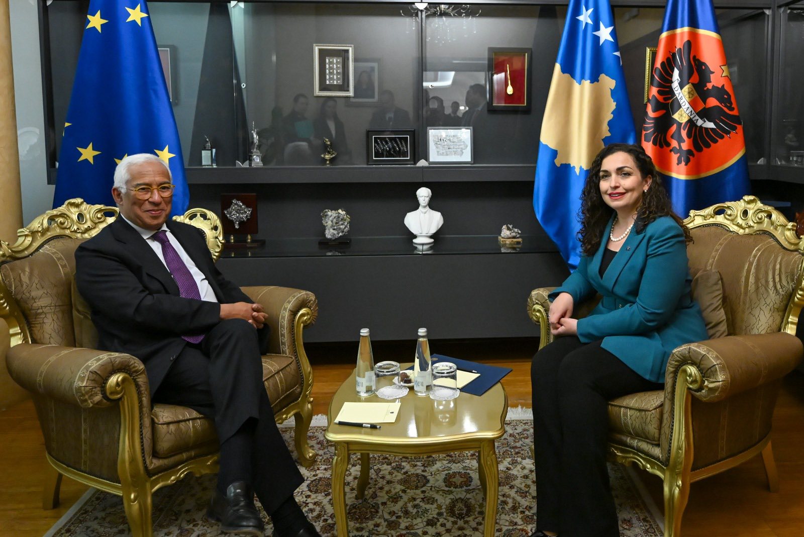 Presidentja Kosova është gati për hapa të mëdhenj drejt BE-së. Është koha që edhe BE-ja të tregojë vendosmëri-8