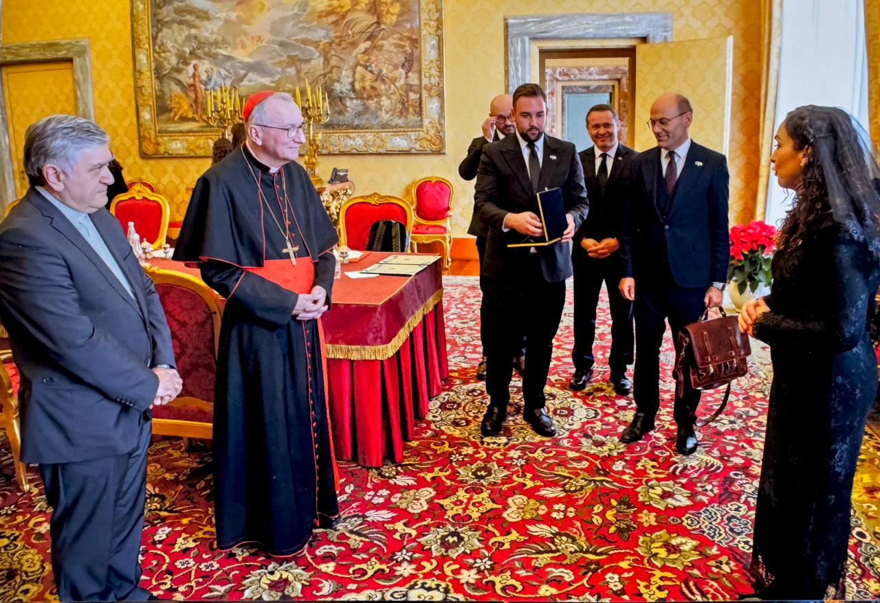 Presidentja Kosova mbetet e përkushtuar t’i forcojë marrëdhëniet me Selinë e Shenjtë dhe ta avancojë miqësinë tonë historike-15