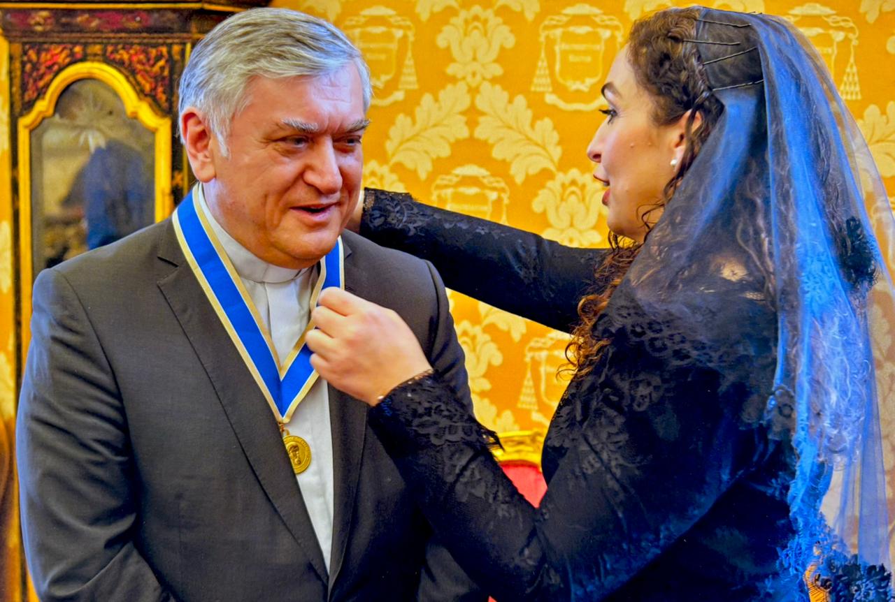 Presidentja Kosova mbetet e përkushtuar t’i forcojë marrëdhëniet me Selinë e Shenjtë dhe ta avancojë miqësinë tonë historike-17