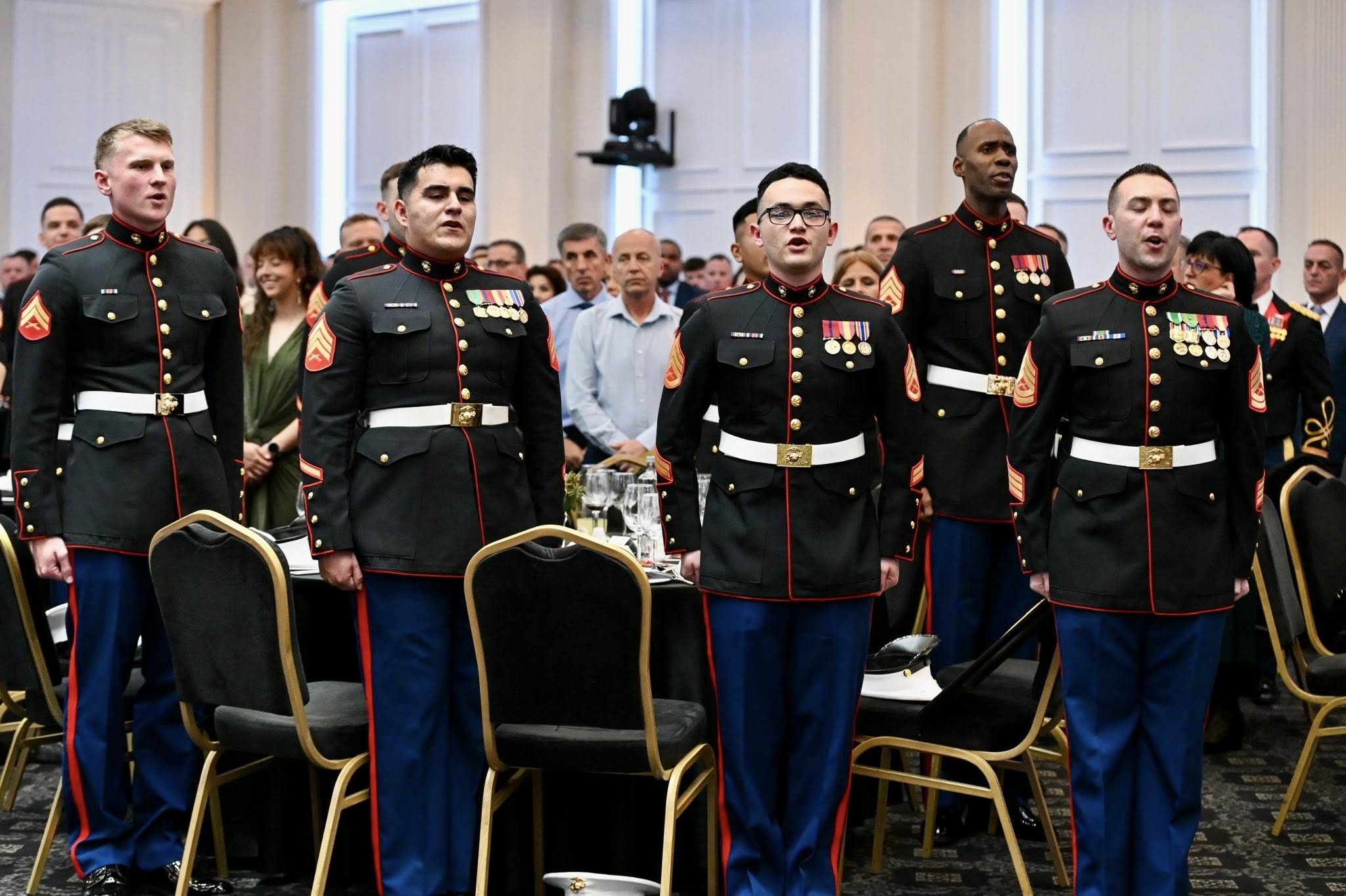 Presidentja Një mbrëmje e paharrueshme në Marines Ball-6