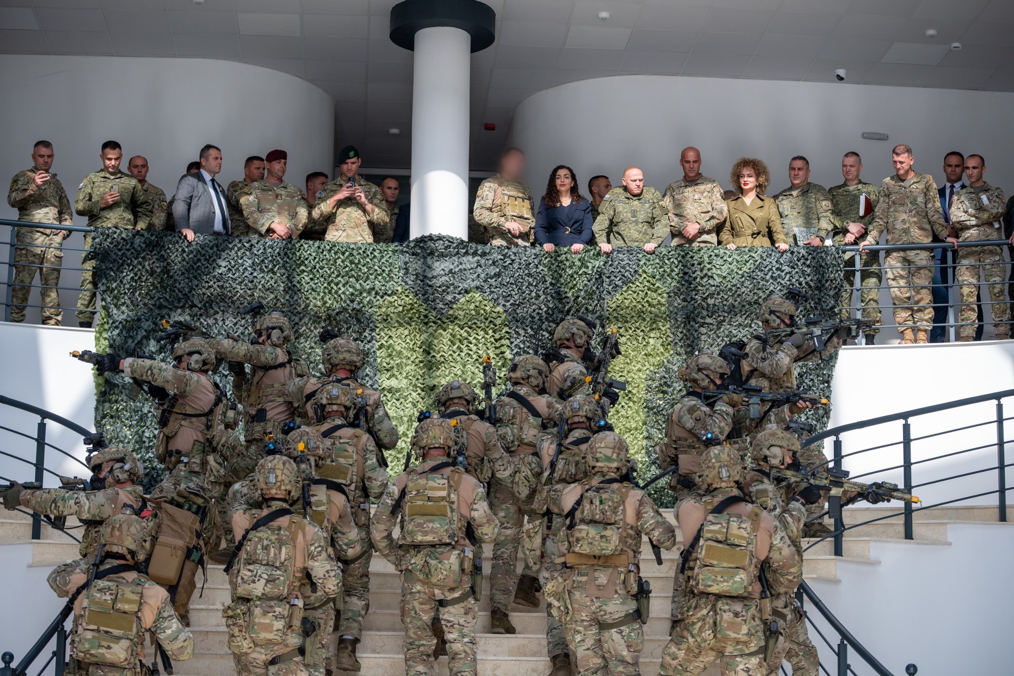 Presidentja Njësia e Operacioneve Speciale e FSK-së, krenaria, nderi dhe zemra e pathyeshme e Kosovës-13