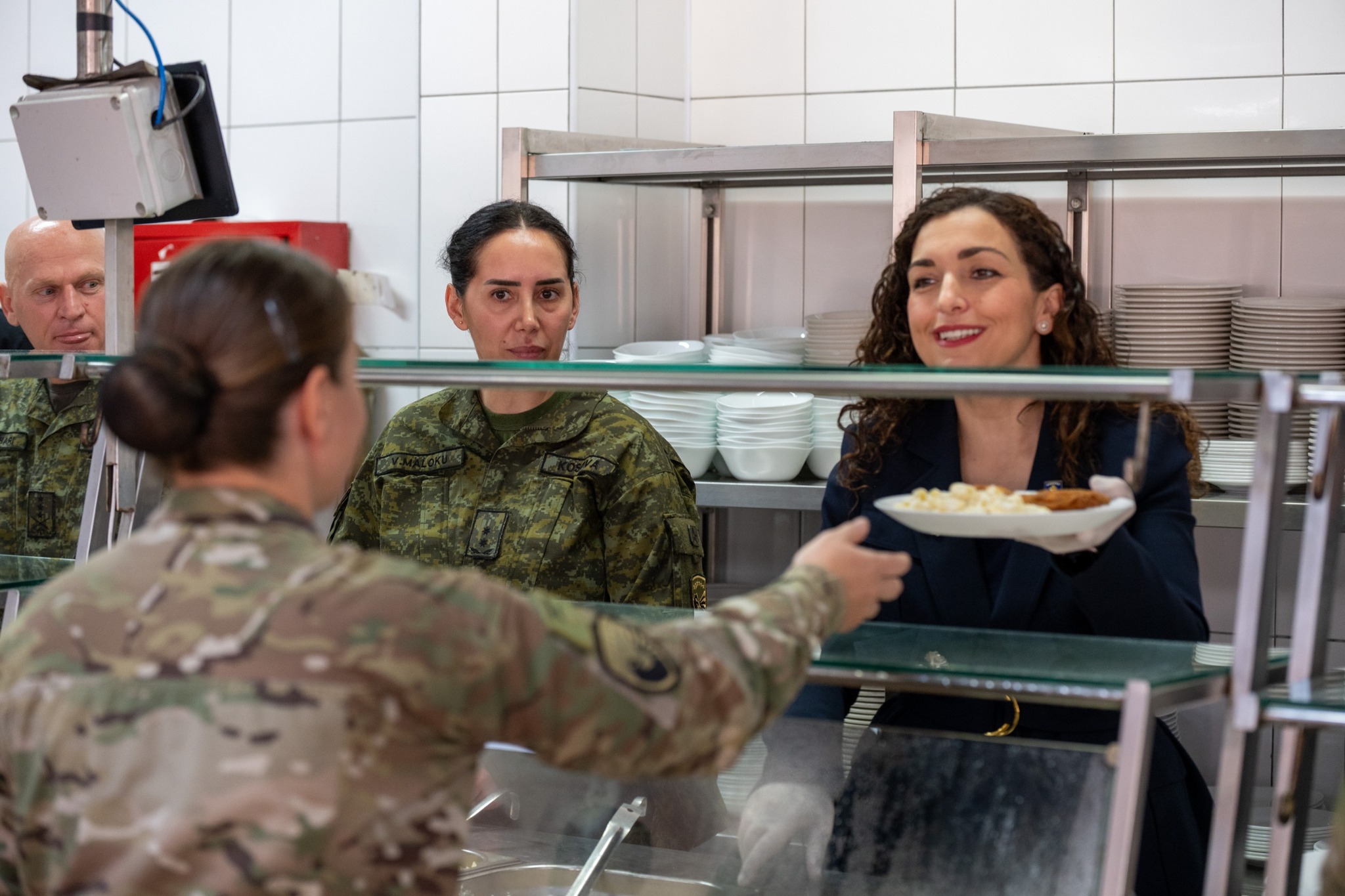 Presidentja Njësia e Operacioneve Speciale e FSK-së, krenaria, nderi dhe zemra e pathyeshme e Kosovës-19