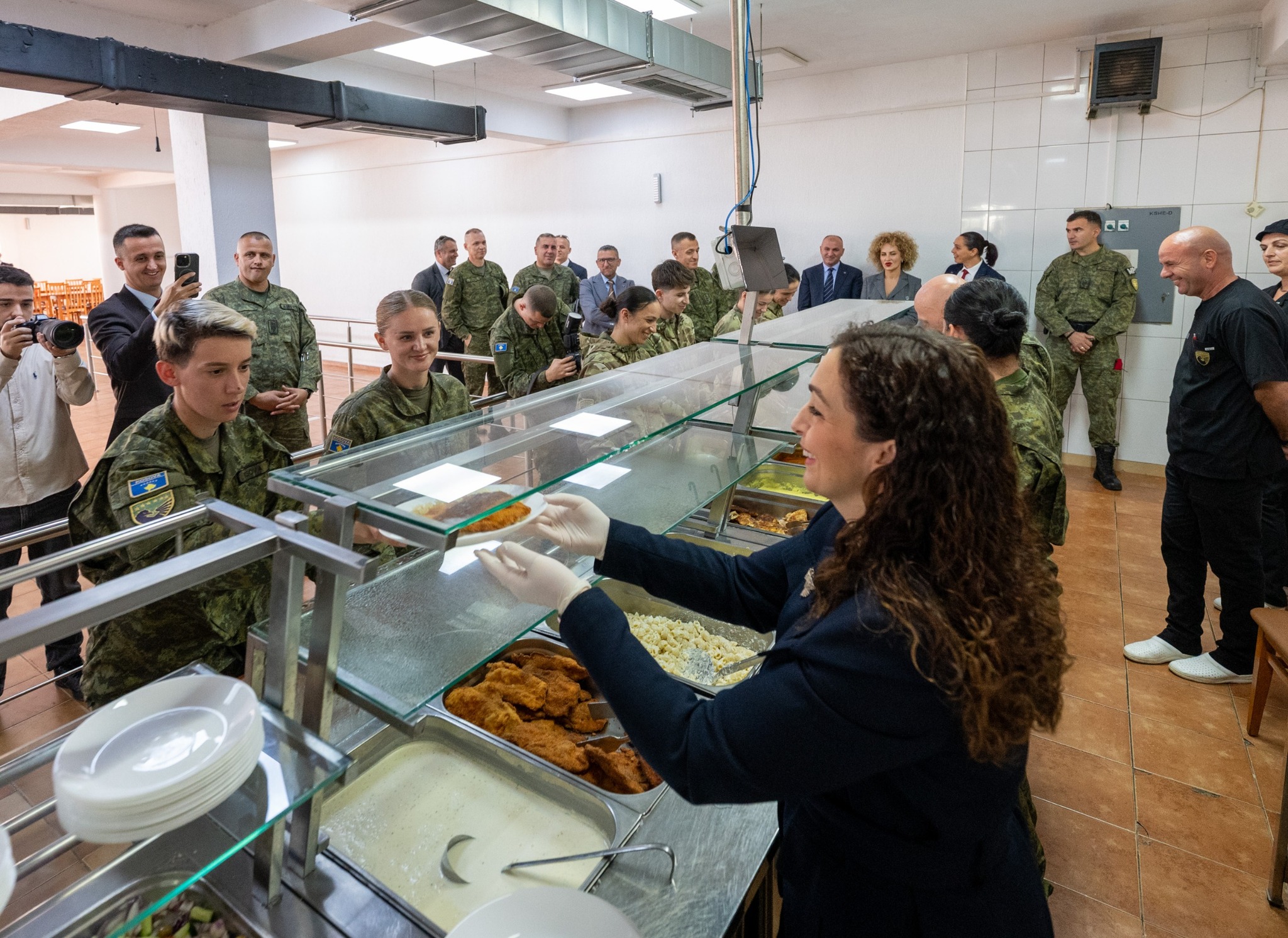 Presidentja Njësia e Operacioneve Speciale e FSK-së, krenaria, nderi dhe zemra e pathyeshme e Kosovës-23