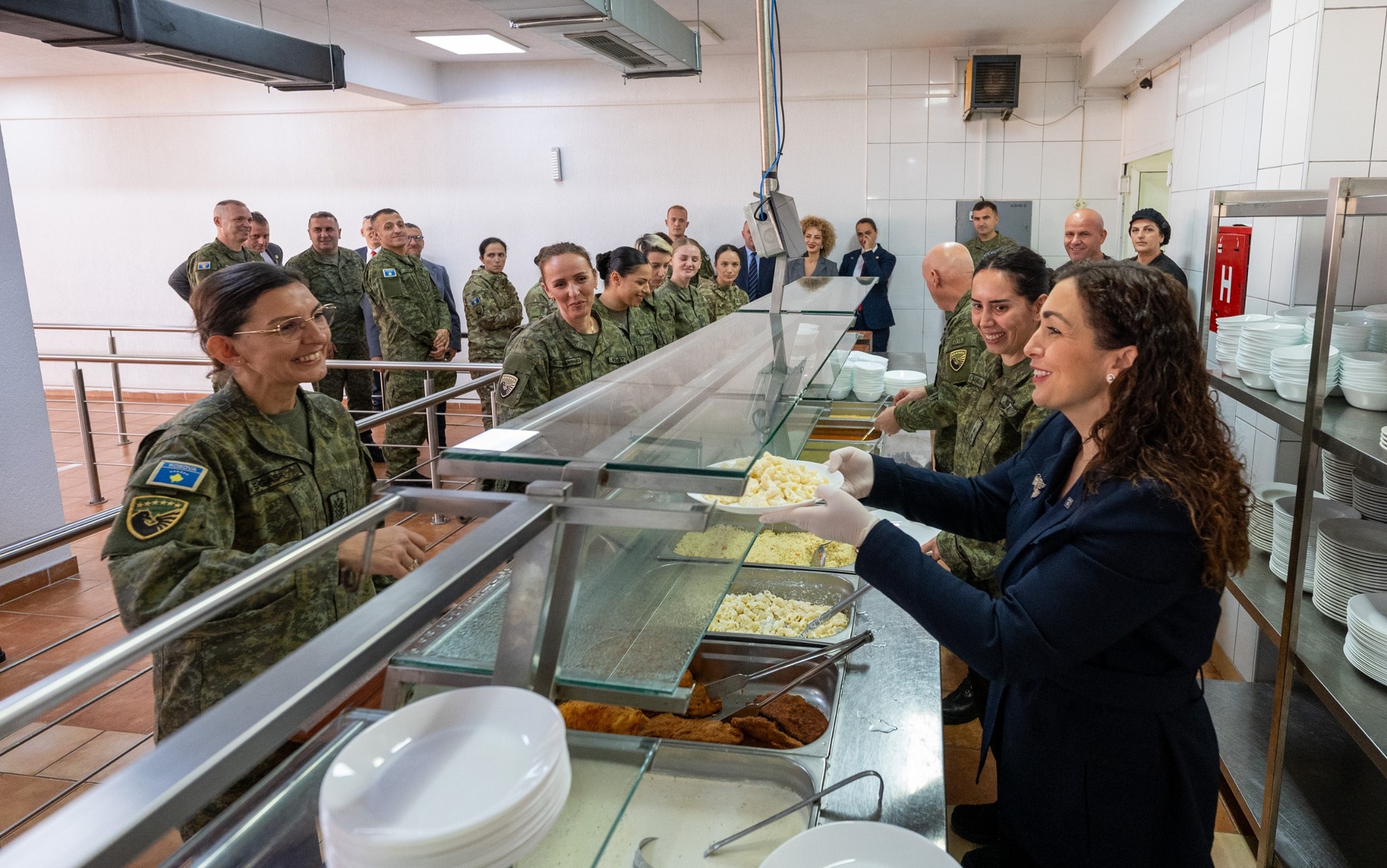 Presidentja Njësia e Operacioneve Speciale e FSK-së, krenaria, nderi dhe zemra e pathyeshme e Kosovës-4