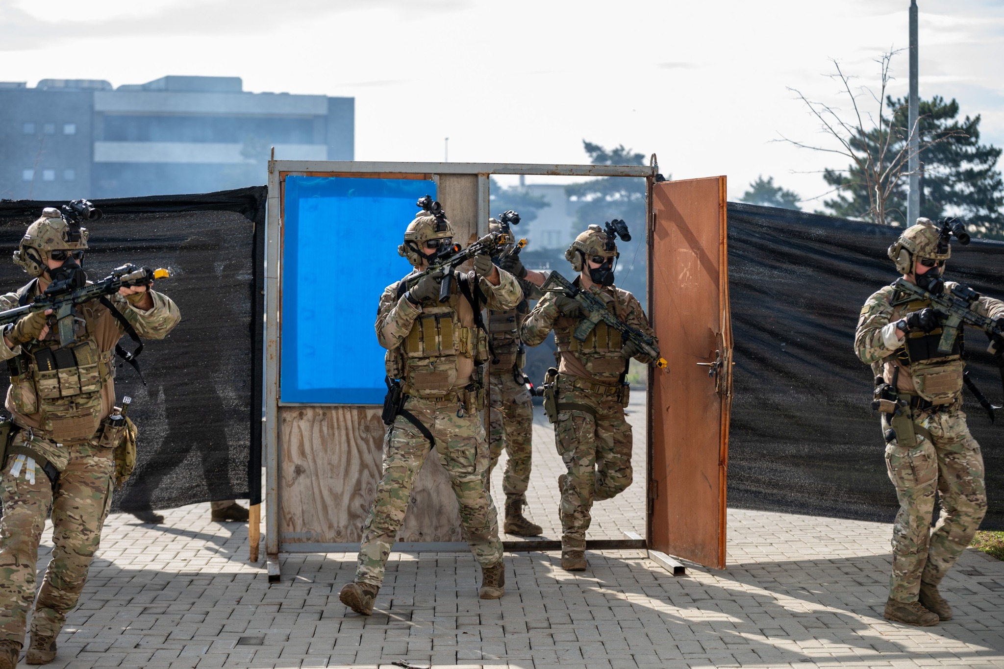 Presidentja Njësia e Operacioneve Speciale e FSK-së, krenaria, nderi dhe zemra e pathyeshme e Kosovës-7