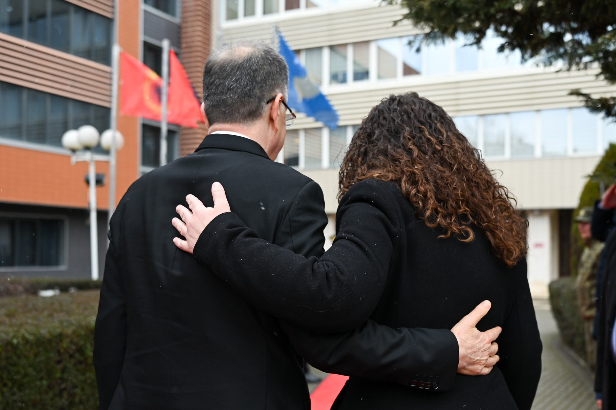 Presidentja Osmani 18-vjetori i Pavarësisë së Kosovës na bëri bashkë me Presidentin e Shqipërisë, Bajram Begaj-3