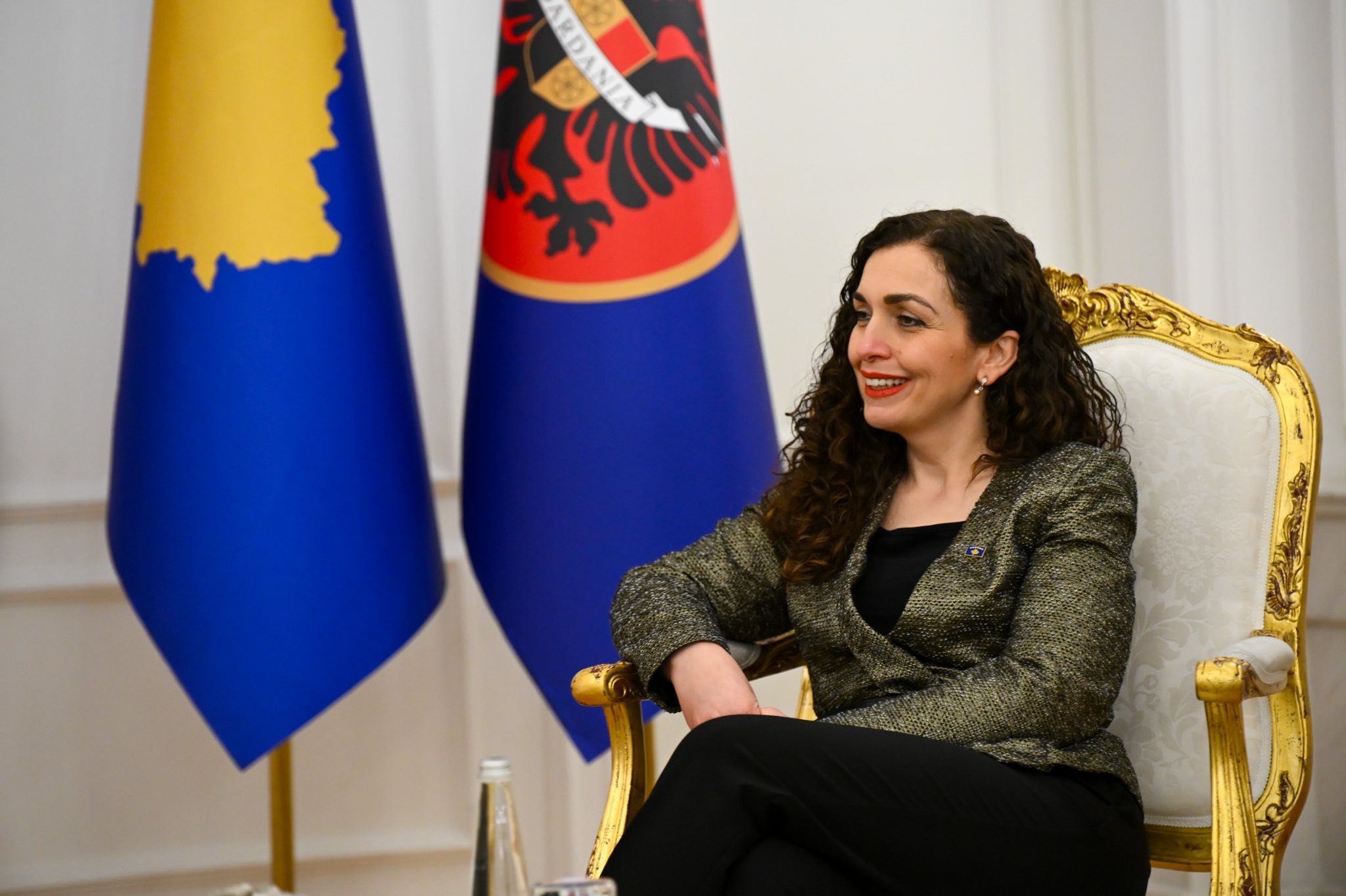 Presidentja Osmani 18-vjetori i Pavarësisë së Kosovës na bëri bashkë me Presidentin e Shqipërisë, Bajram Begaj-5