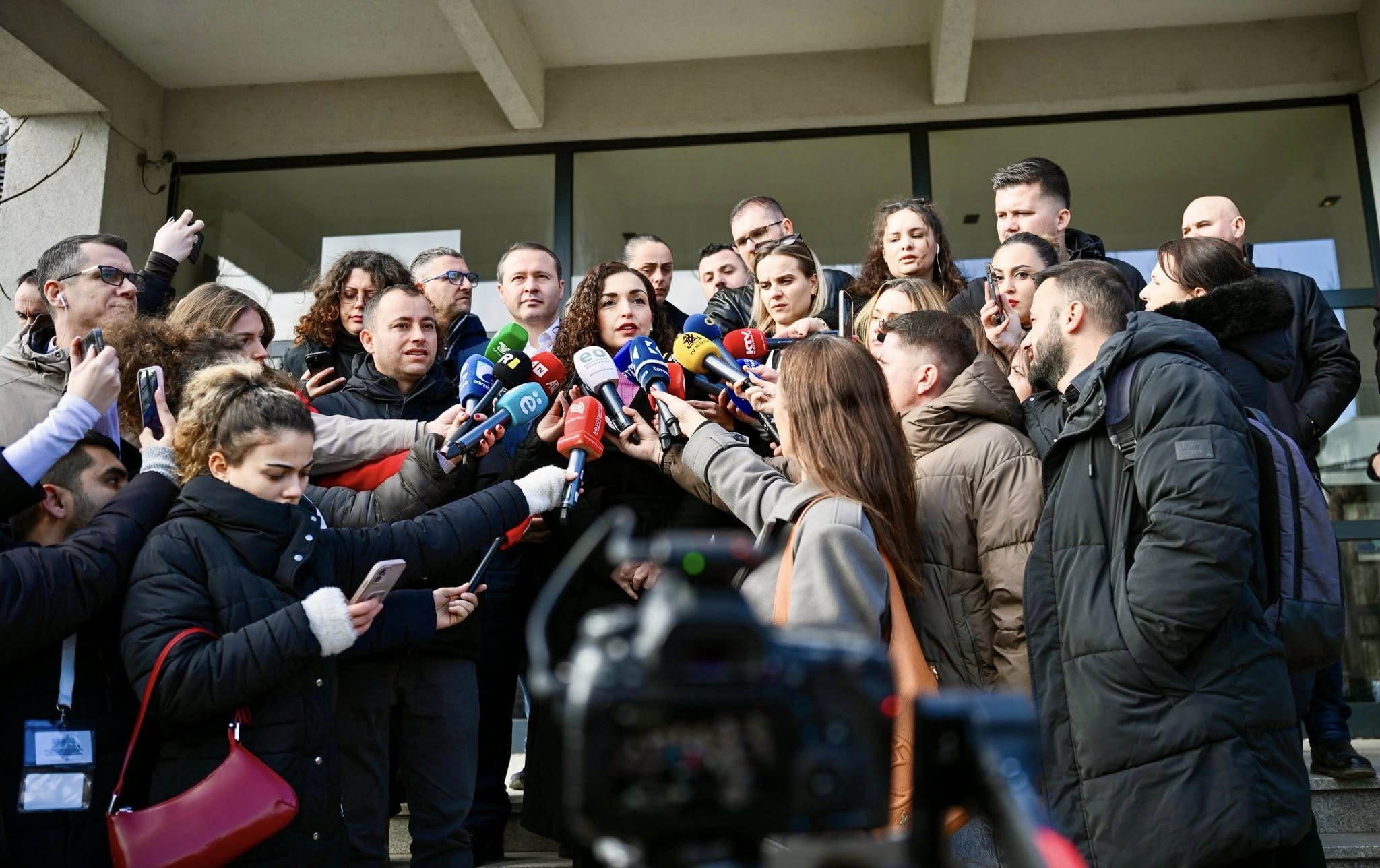 Presidentja Osmani Dilni votoni dhe jepni zë vullnetit tuaj!-2