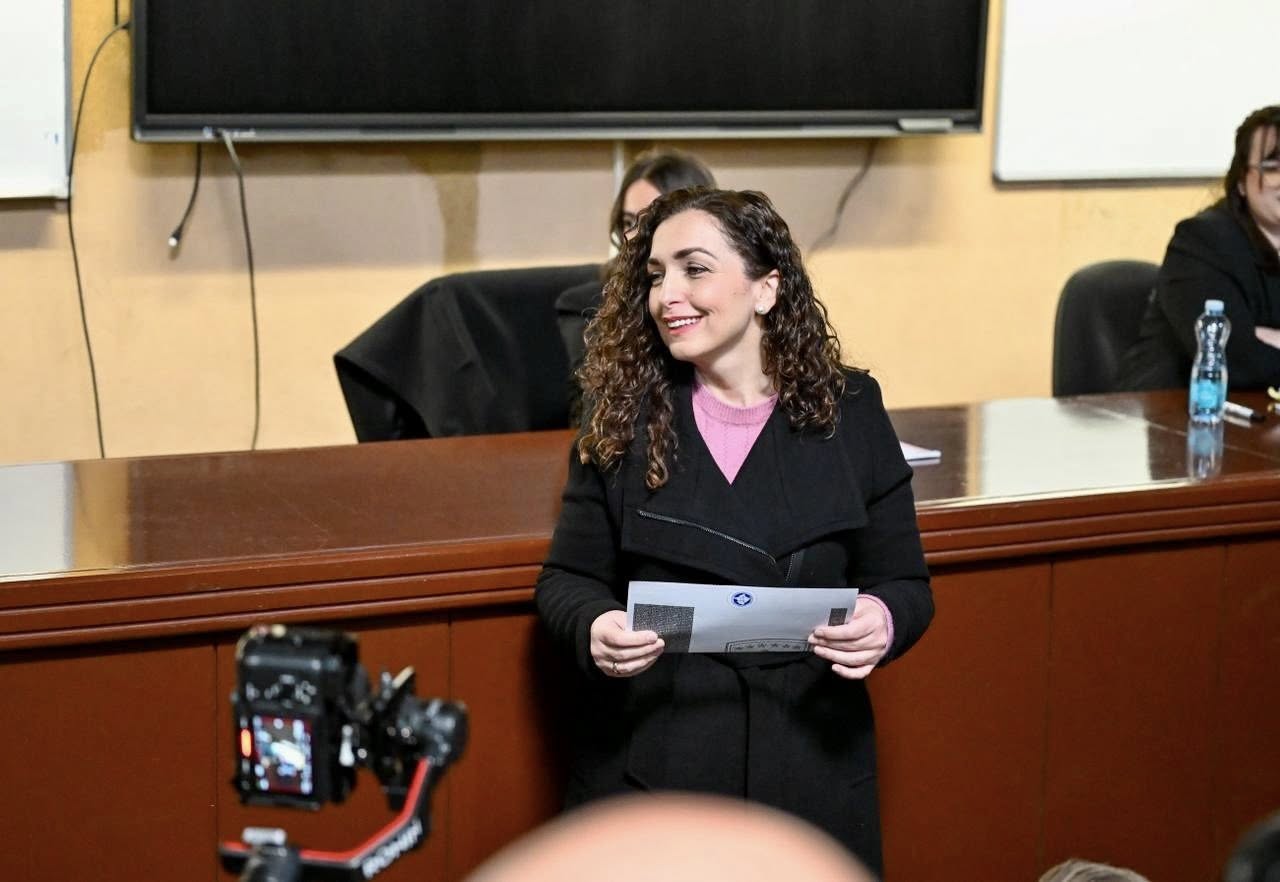 Presidentja Osmani Dilni votoni dhe jepni zë vullnetit tuaj!-8