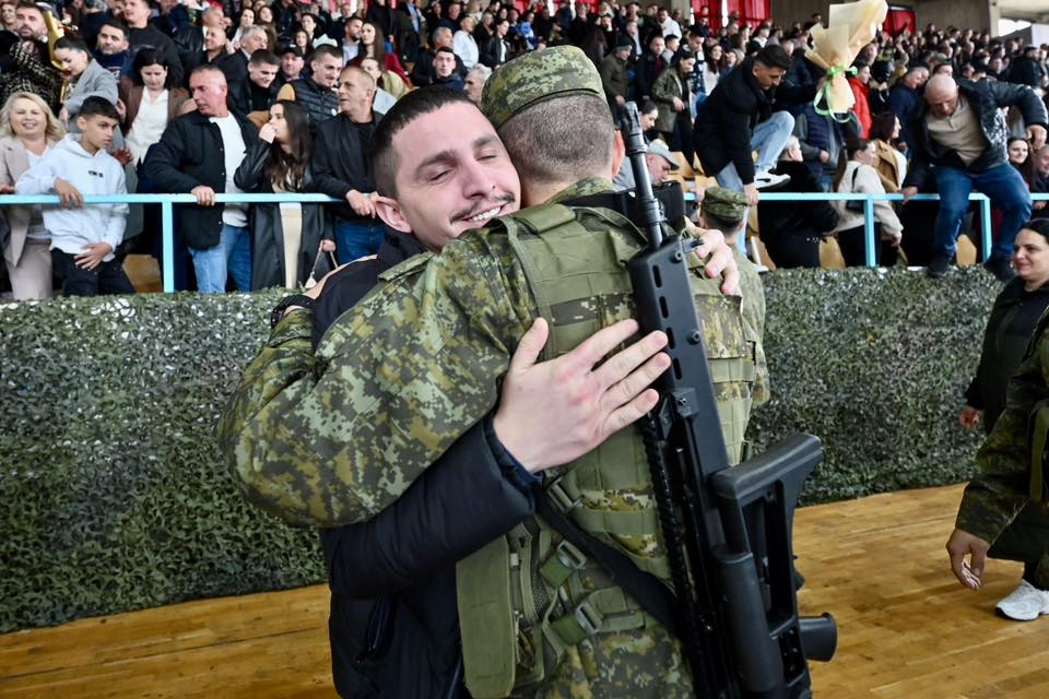 Presidentja Osmani Forca e Sigurisë së Kosovës rritet, e ardhmja jonë forcohet!-12