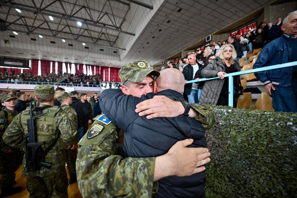 Presidentja Osmani Forca e Sigurisë së Kosovës rritet, e ardhmja jonë forcohet!-13