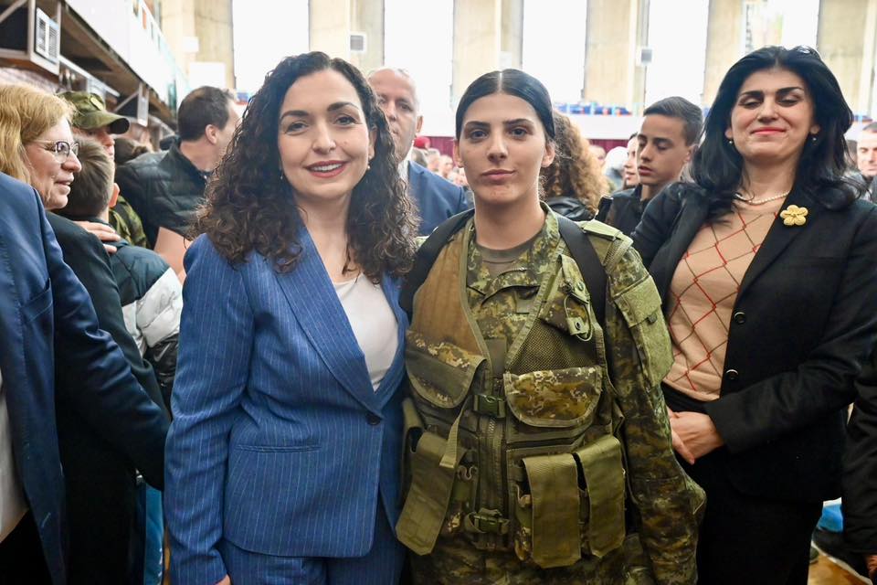 Presidentja Osmani Forca e Sigurisë së Kosovës rritet, e ardhmja jonë forcohet!-17