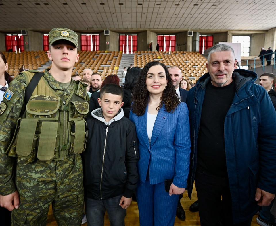 Presidentja Osmani Forca e Sigurisë së Kosovës rritet, e ardhmja jonë forcohet!-21