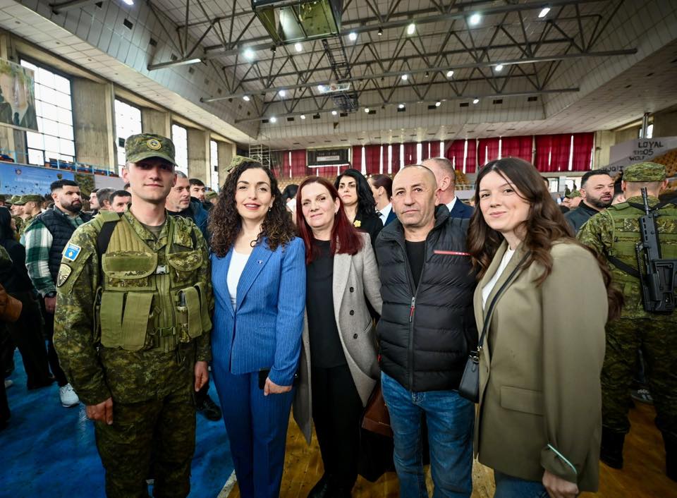 Presidentja Osmani Forca e Sigurisë së Kosovës rritet, e ardhmja jonë forcohet!-23
