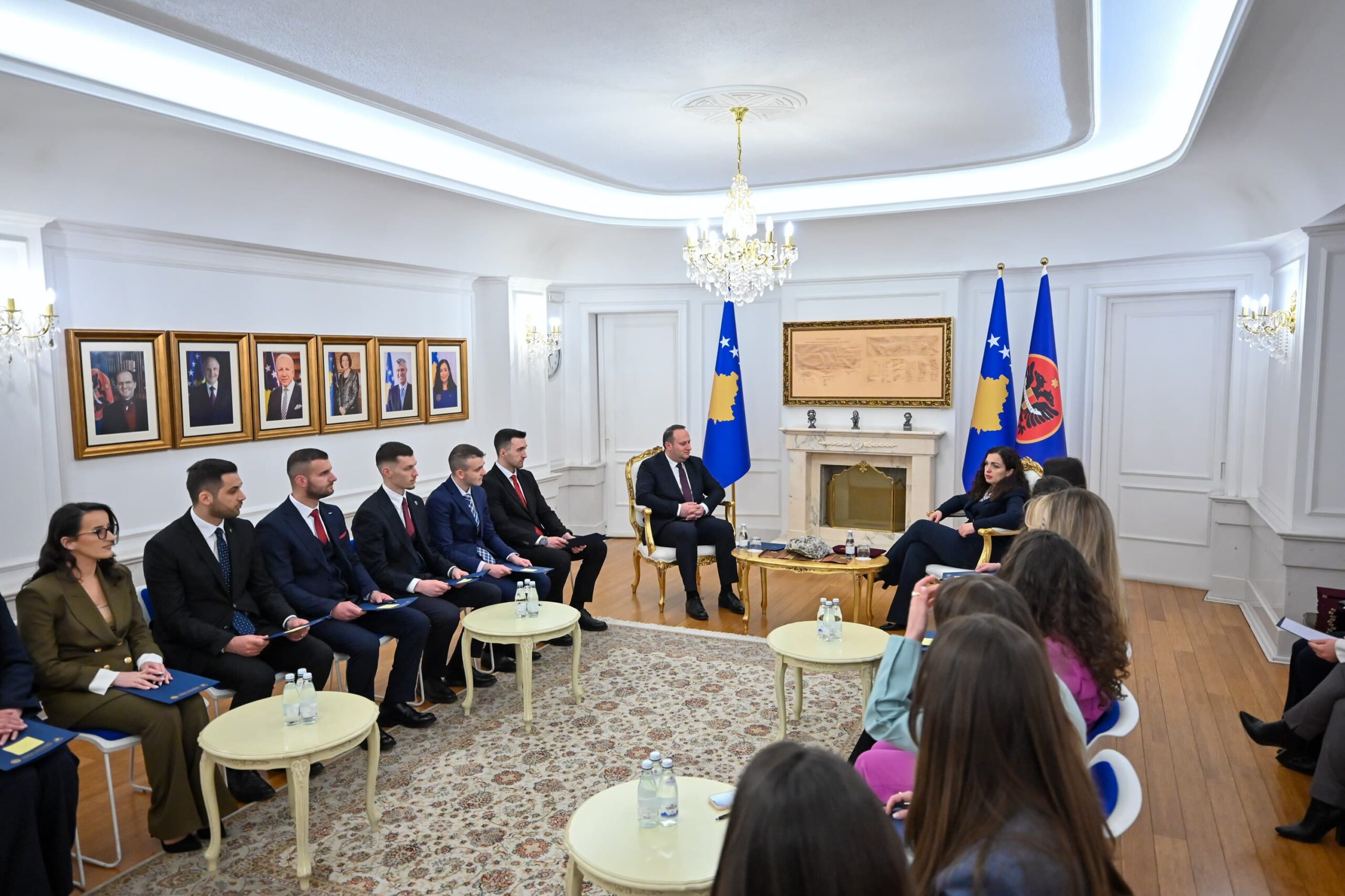 Presidentja Osmani dekretoi 20 gjyqtarë me mandat fillestar-4