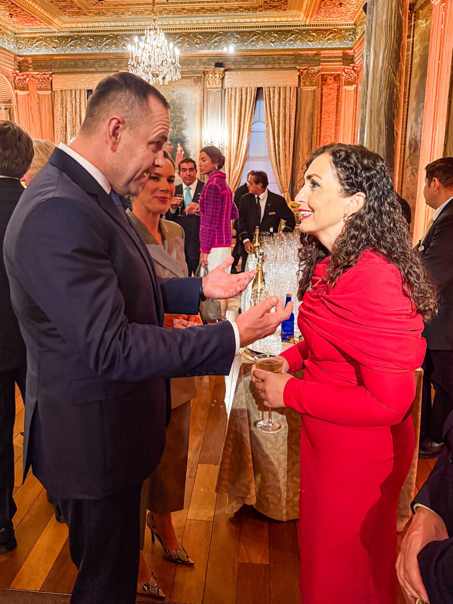Presidentja Osmani në pritjen e Presidentit Trump në New York, krah liderëve të tjerë botërorë-6