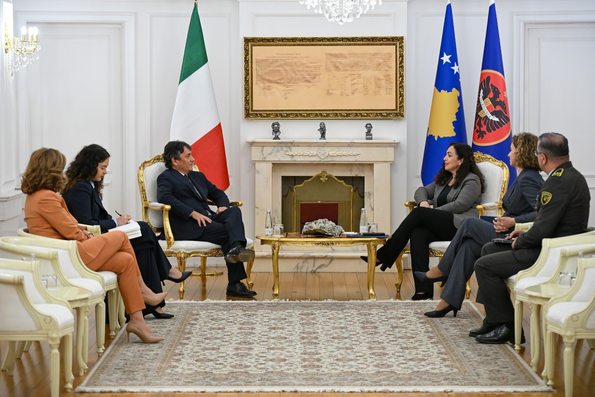 Presidentja Osmani pranoi letrat kredenciale nga ambasadori i ri i Italisë, Maurizio Antonini-2