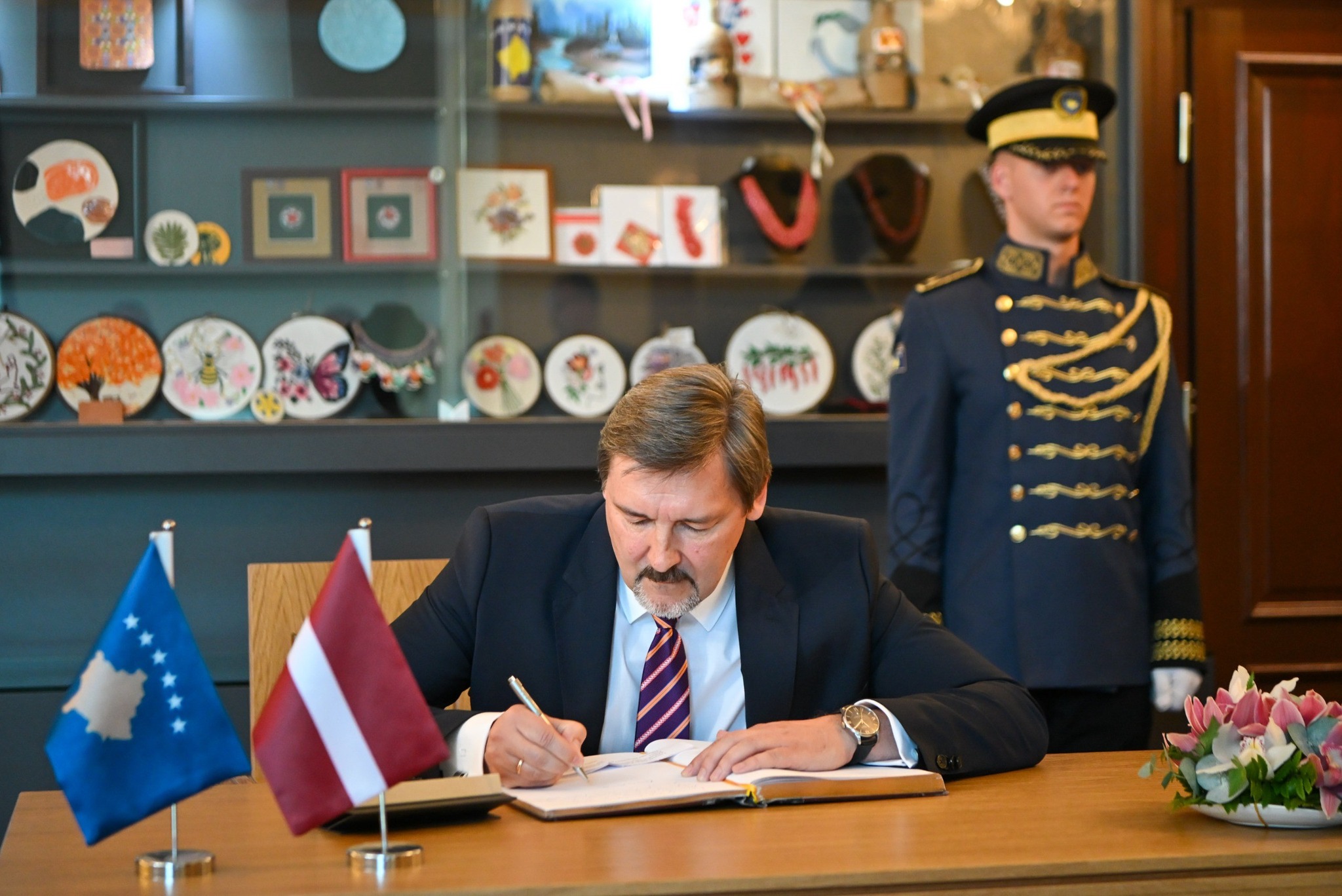 Presidentja Osmani pranoi letrat kredenciale nga ambasadori i ri i Letonisë-4