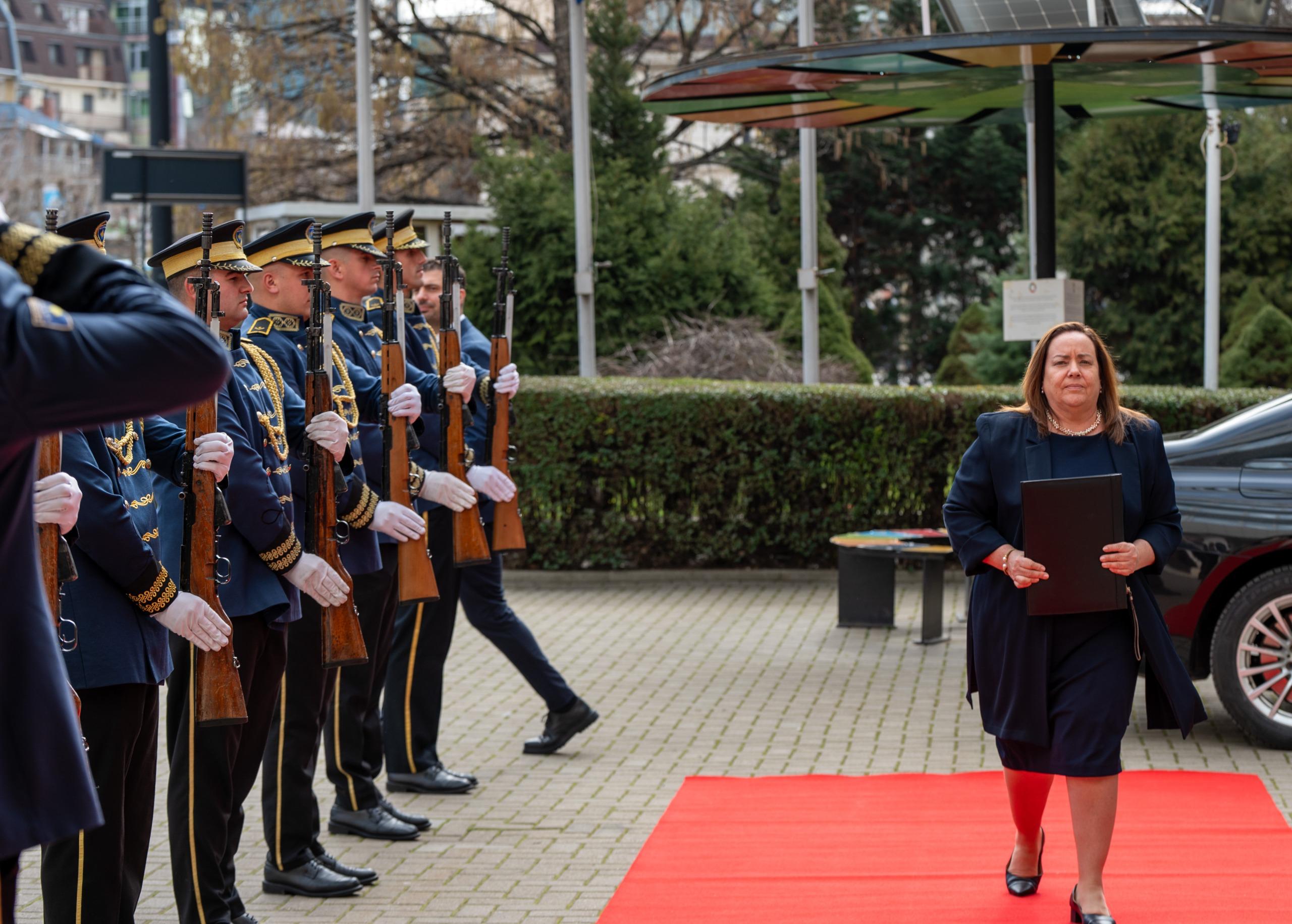 Presidentja Osmani pranoi letrat kredenciale të ambasadores së re të Kosta Rikës në Kosovë, Olga M. Sauma Uribe-7