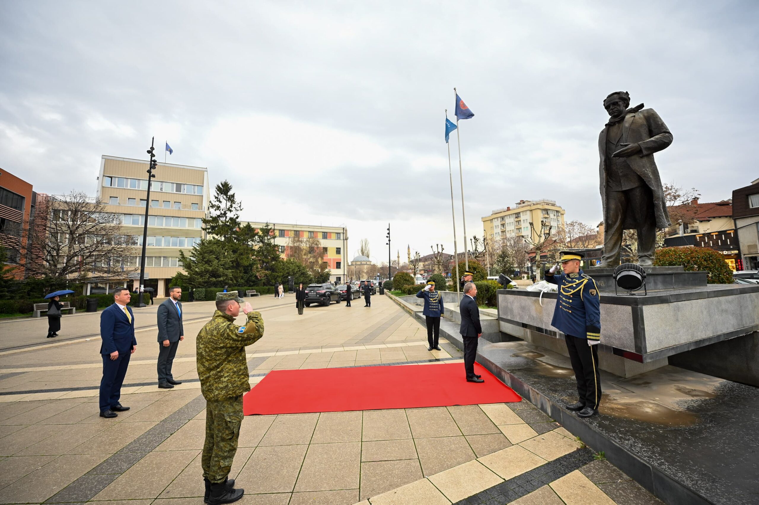 Presidentja Osmani pranoi letrat kredenciale të ambasadorit të ri të Bullgarisë në Kosovë, Hristo Kraevski-5