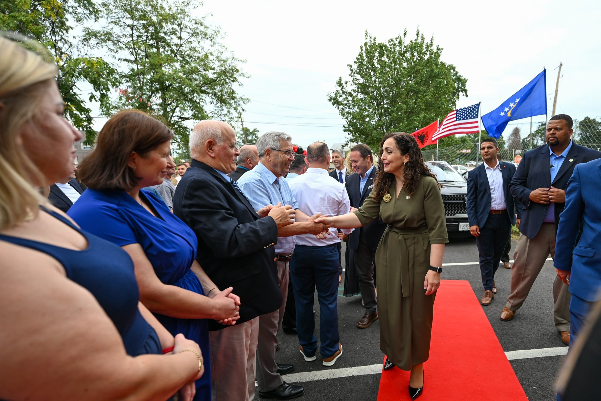 Presidentja Osmani pritet nga mërgata jonë në Philadelphia-11